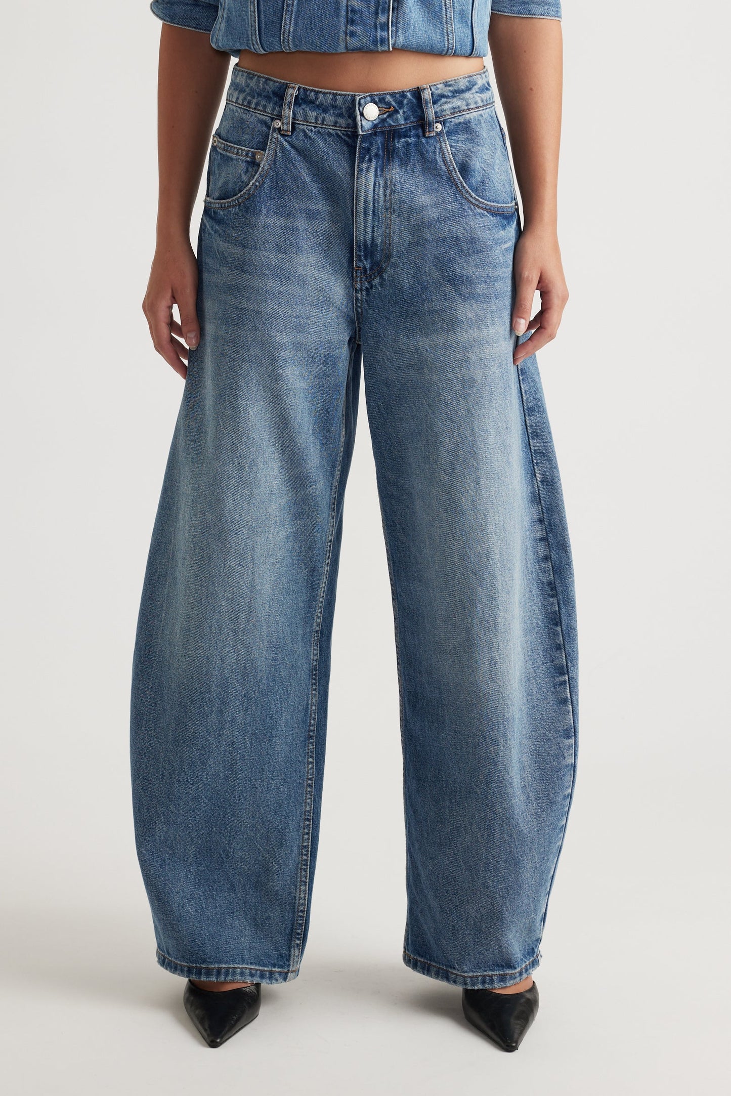 Daisy Horseshoe Jeans