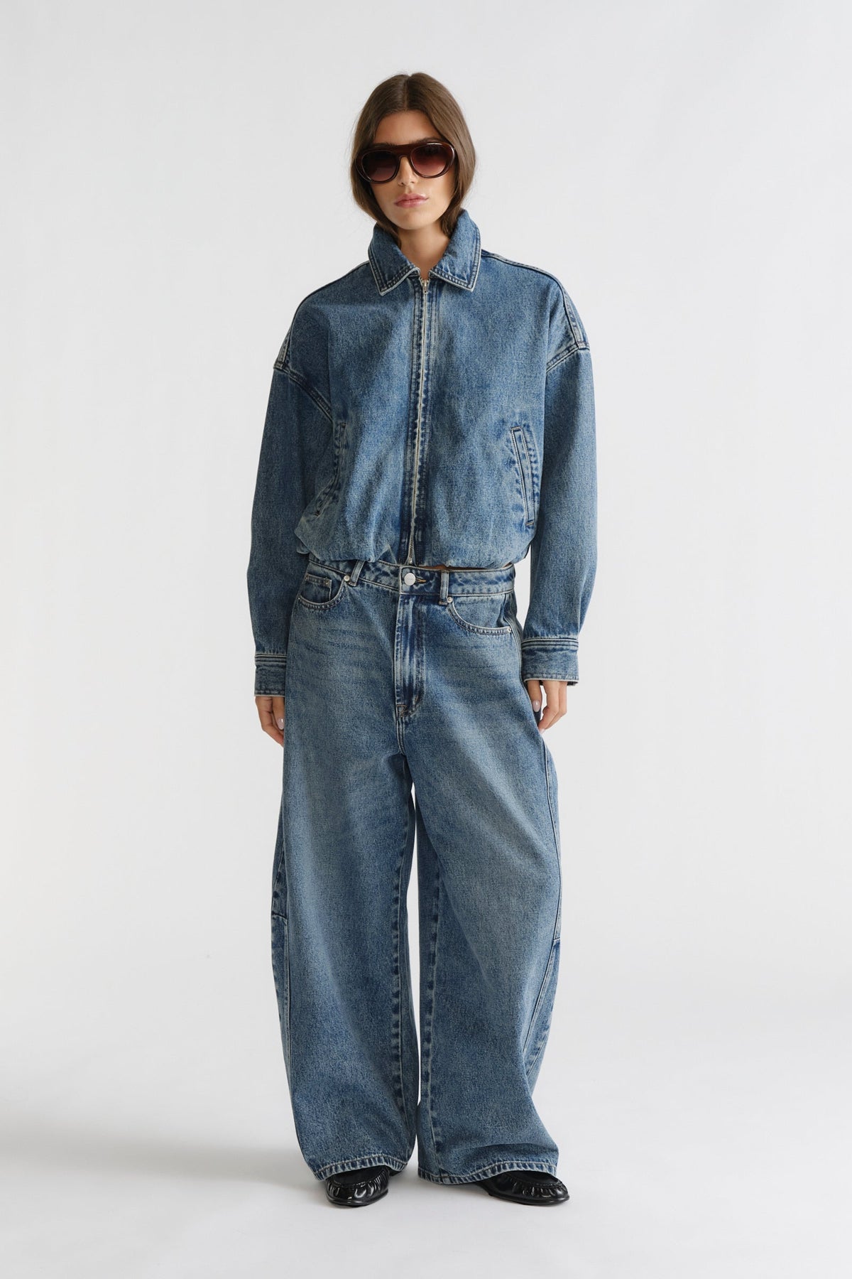 D-Luxe High Rise Barrel Jeans
