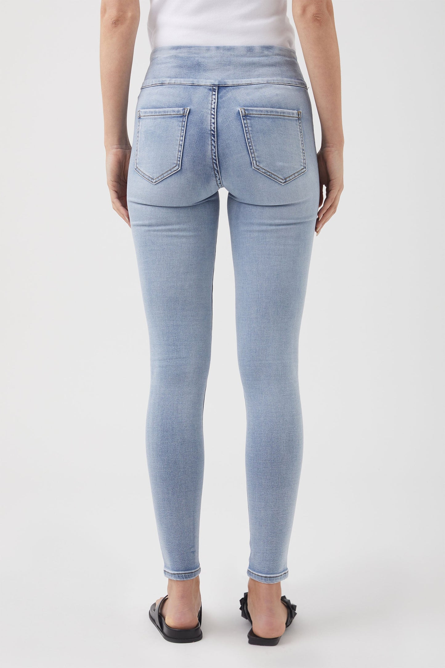 Riley Skinny Jean