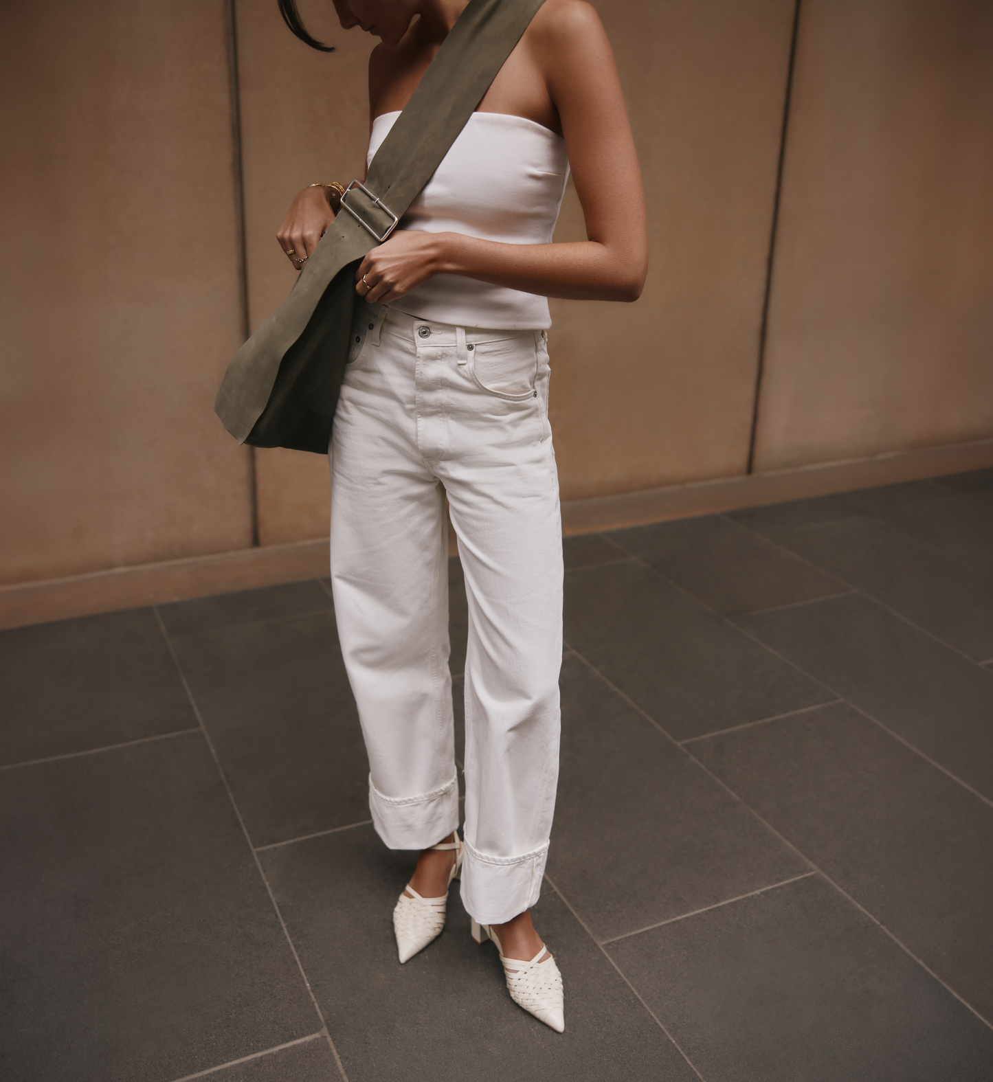 Hyliota Ecru Leather Low Heels