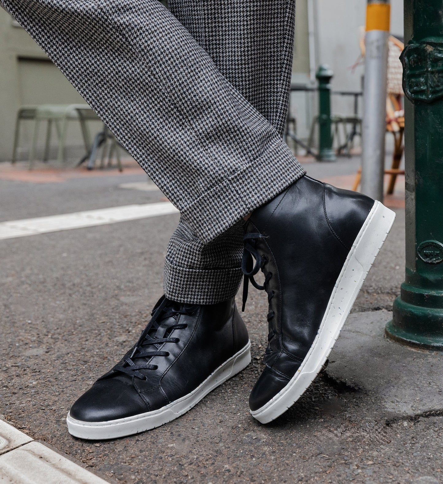 Fermium Black Leather Sneakers