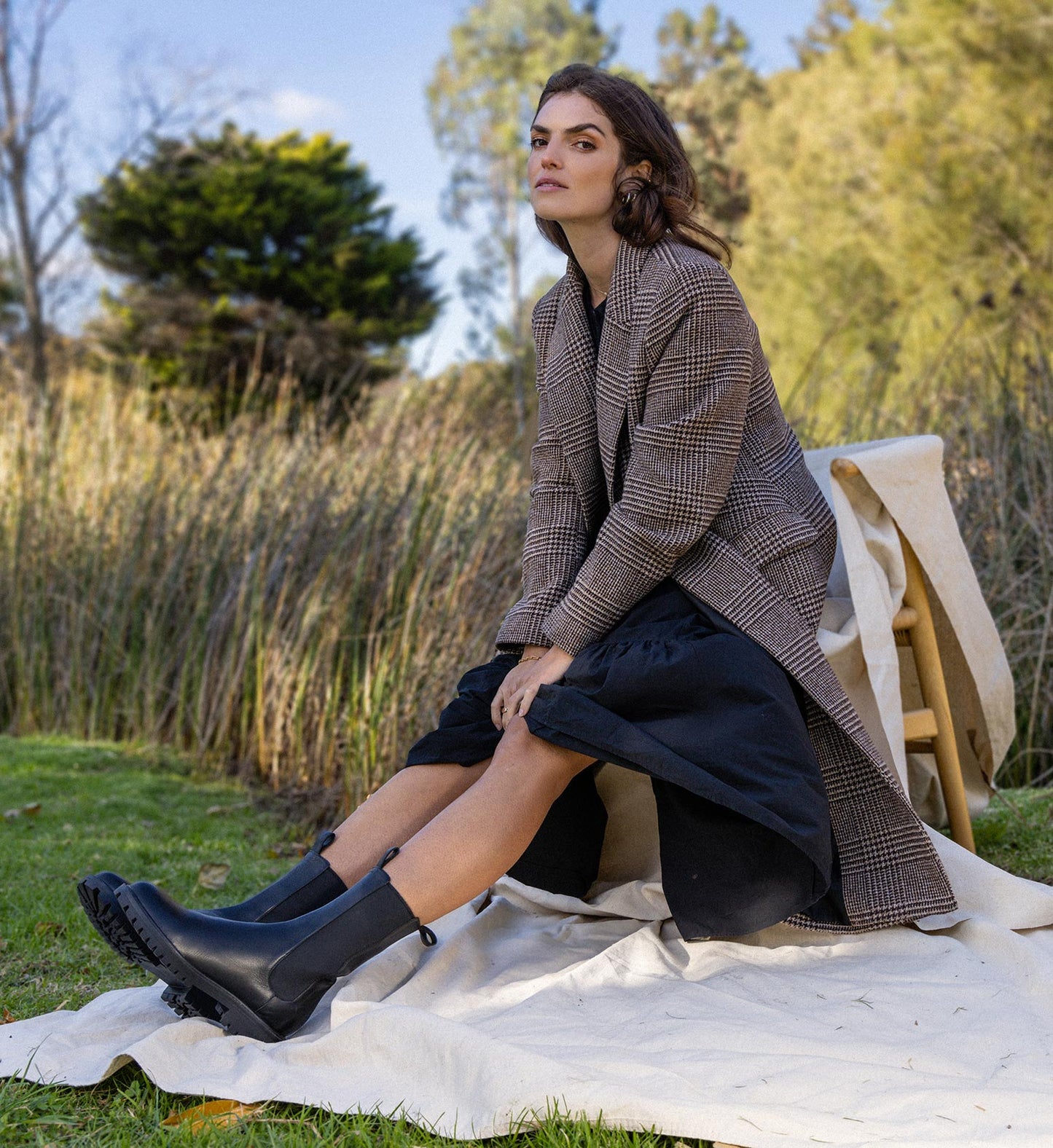Tapaculo Black Leather Flat Boots
