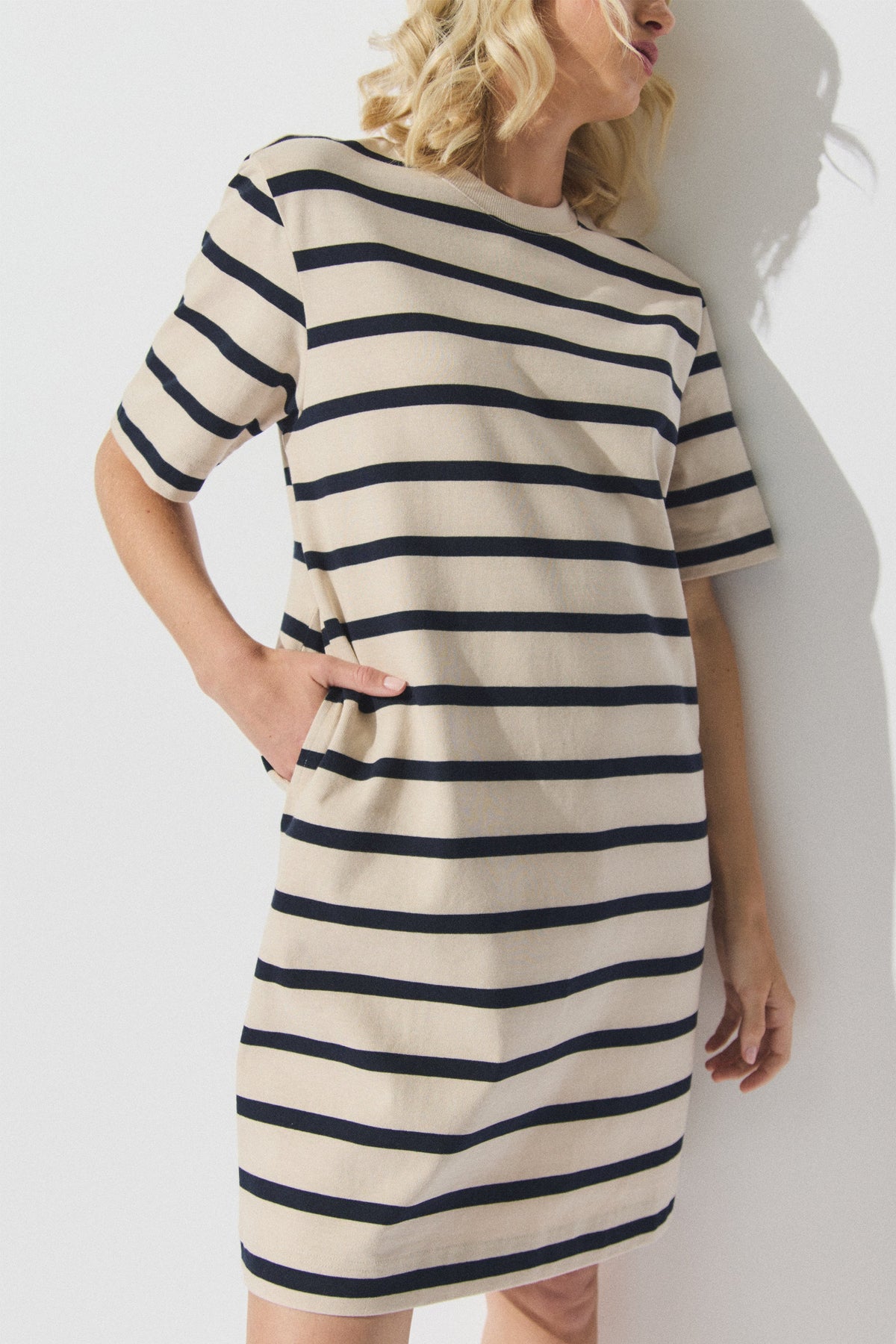 D-Luxe Short T-Shirt Dress