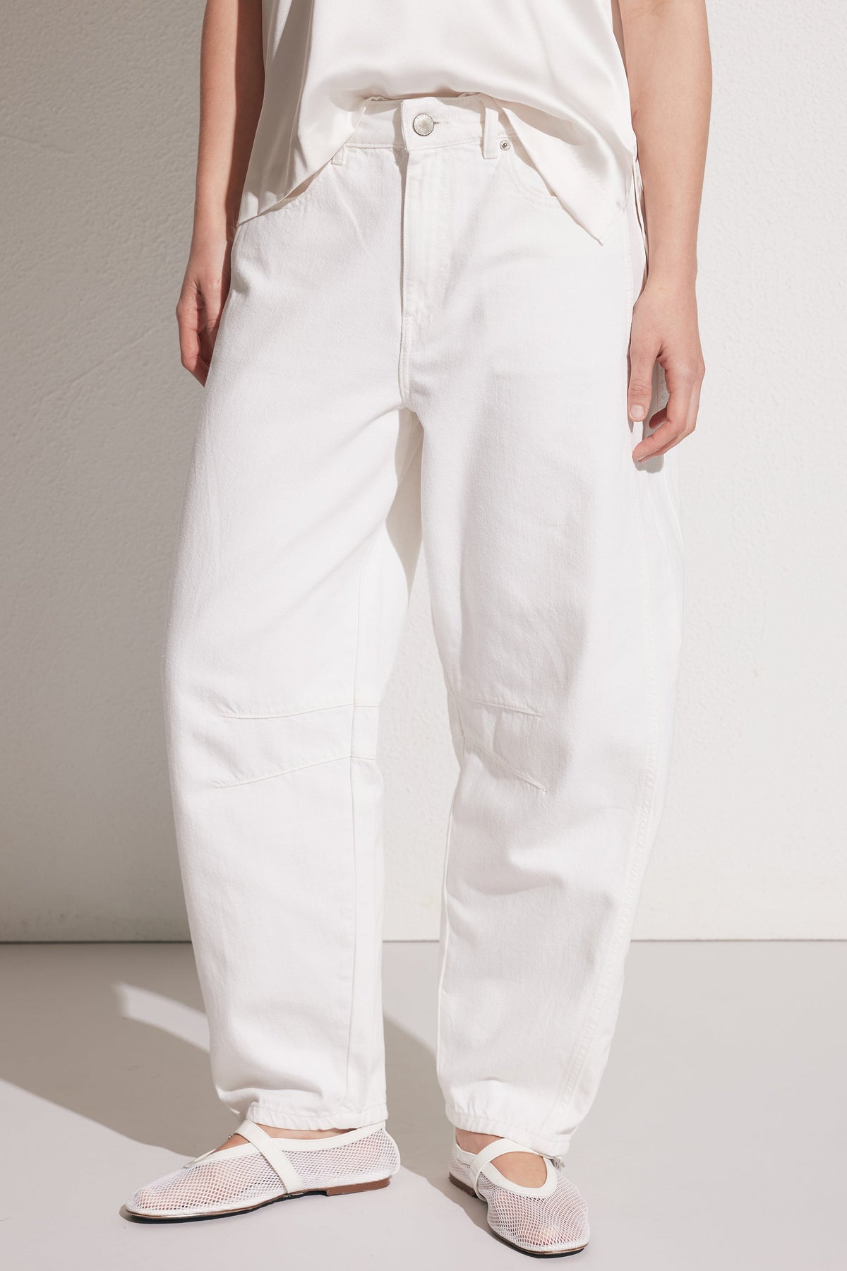 Aria Barrel Leg Jean