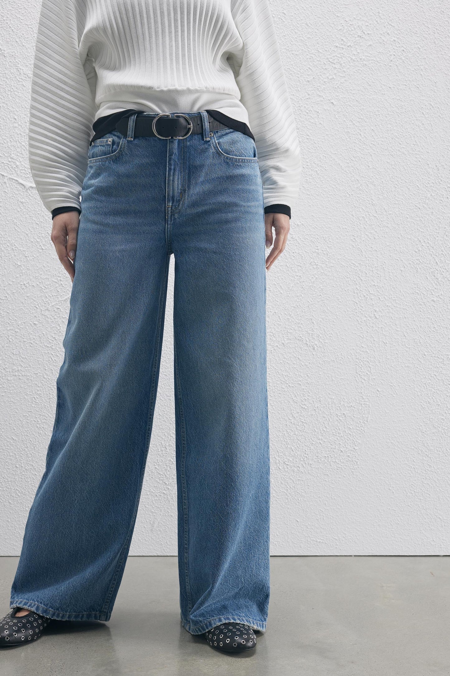 Cora Wide Leg Jean