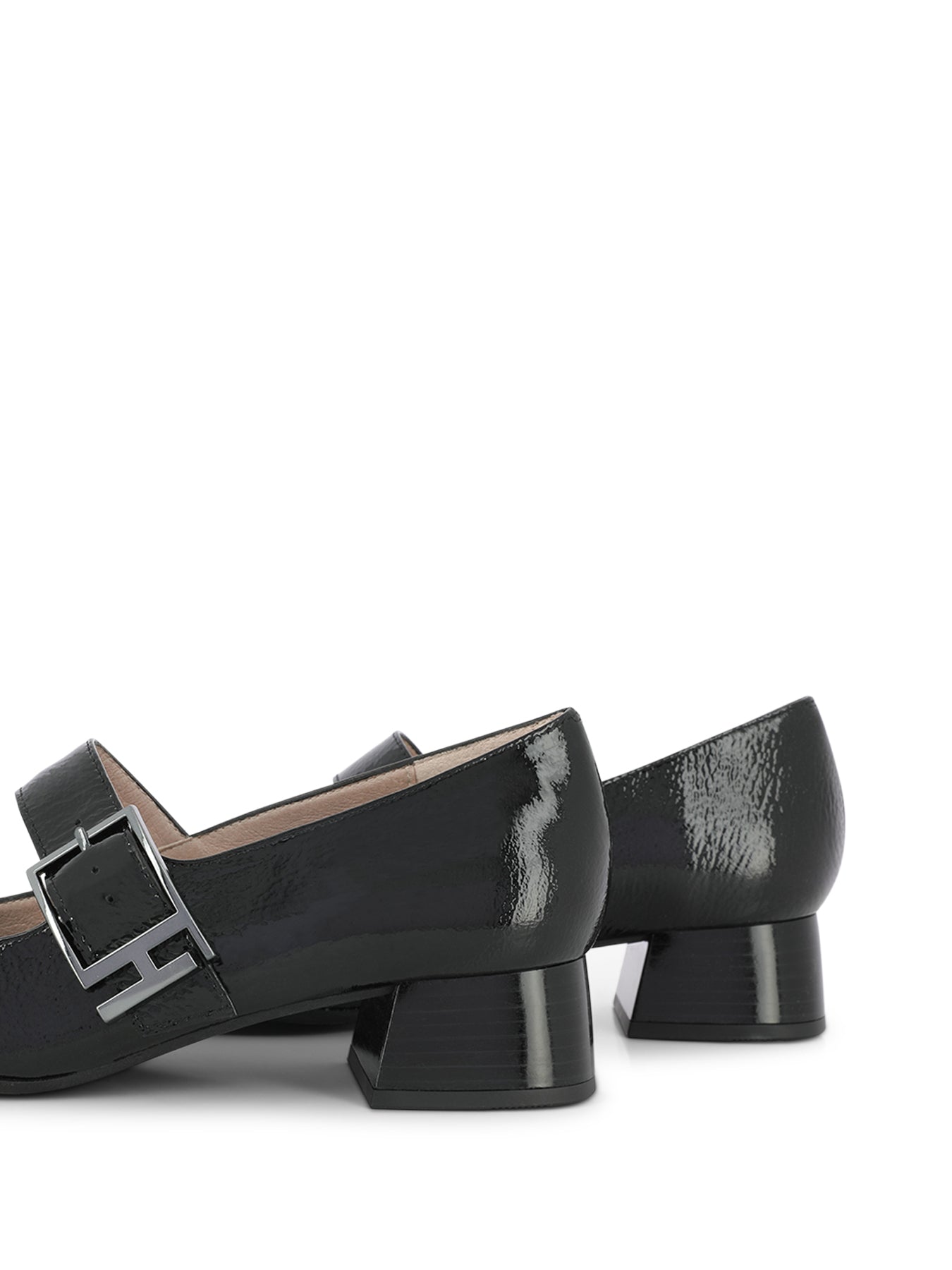 HALSTONI_BLK_7_1730868707