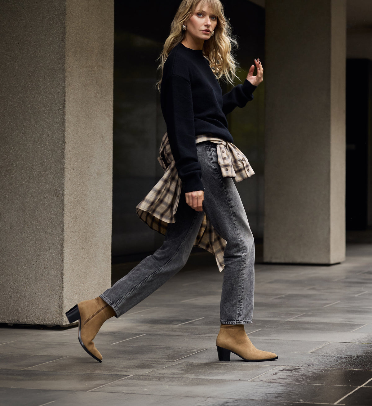 Pica Camel Suede Heeled Boots