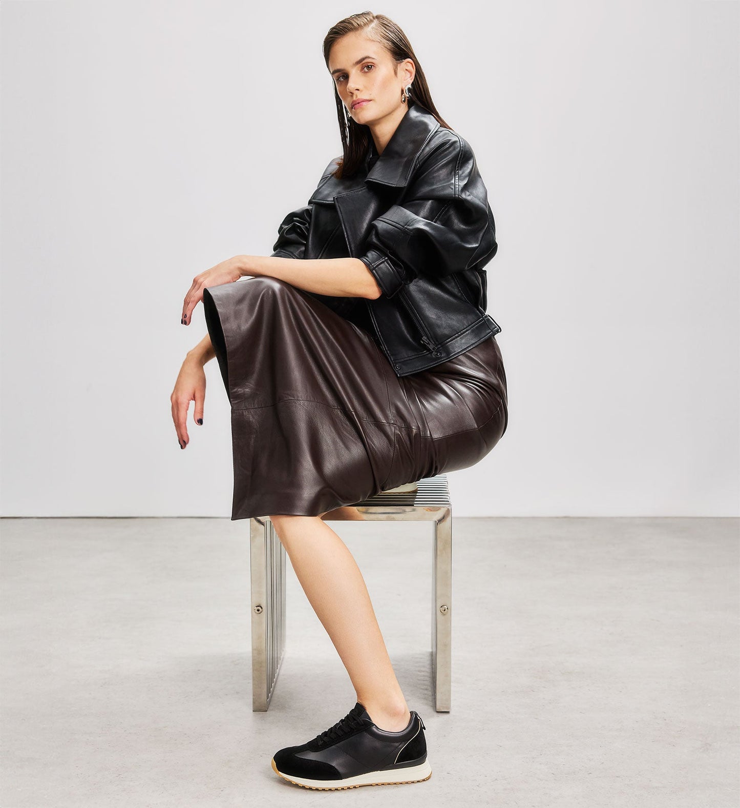 Saker 2 Black Leather Sneakers
