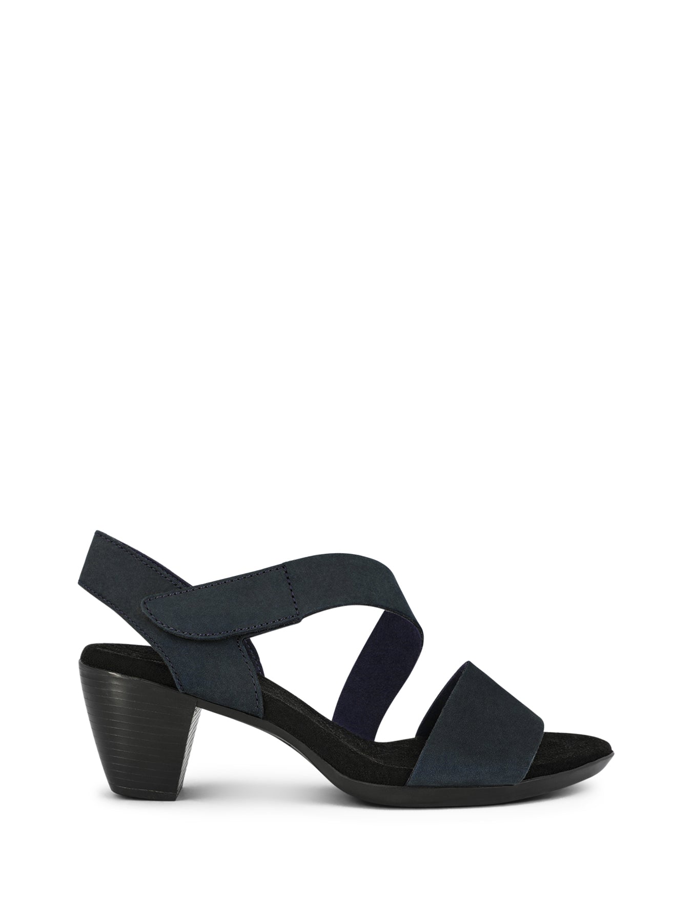 LUCIAM_NVY_2_1768253262