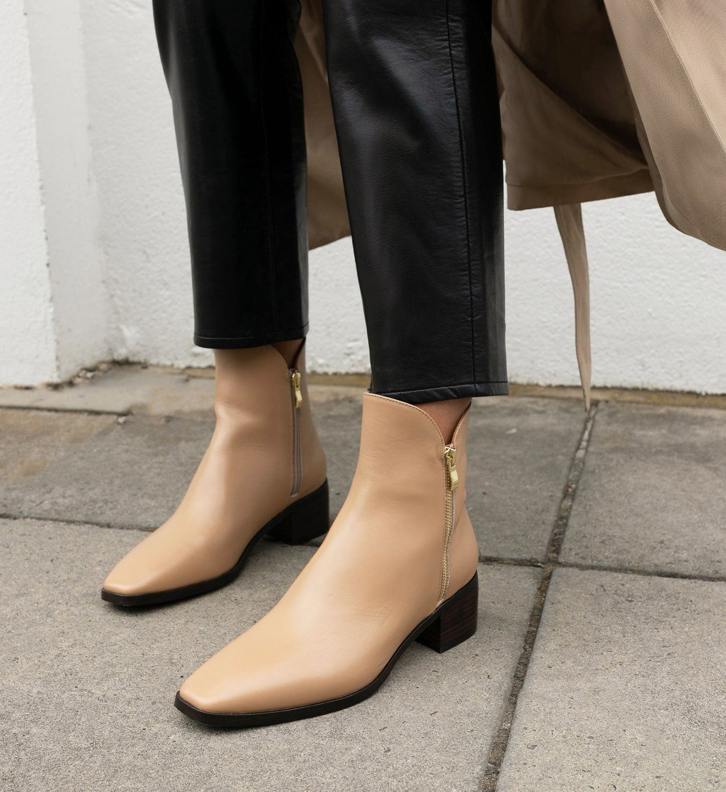 Comfortable Women's Beige Leather Zip Boots