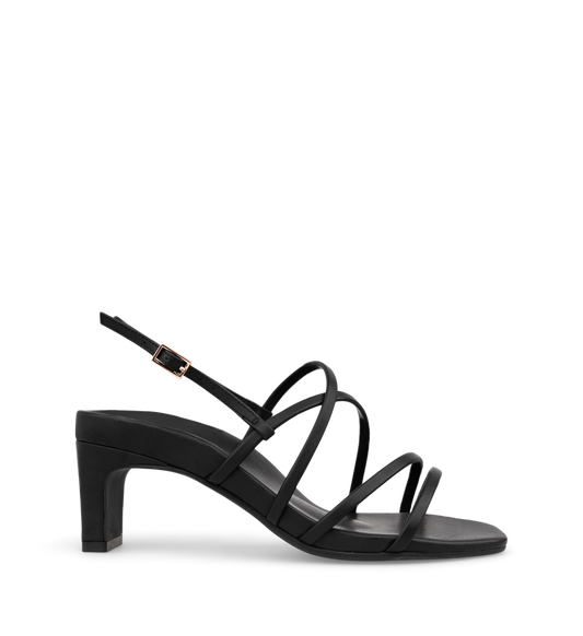 Sapayoa Leather Low Heels