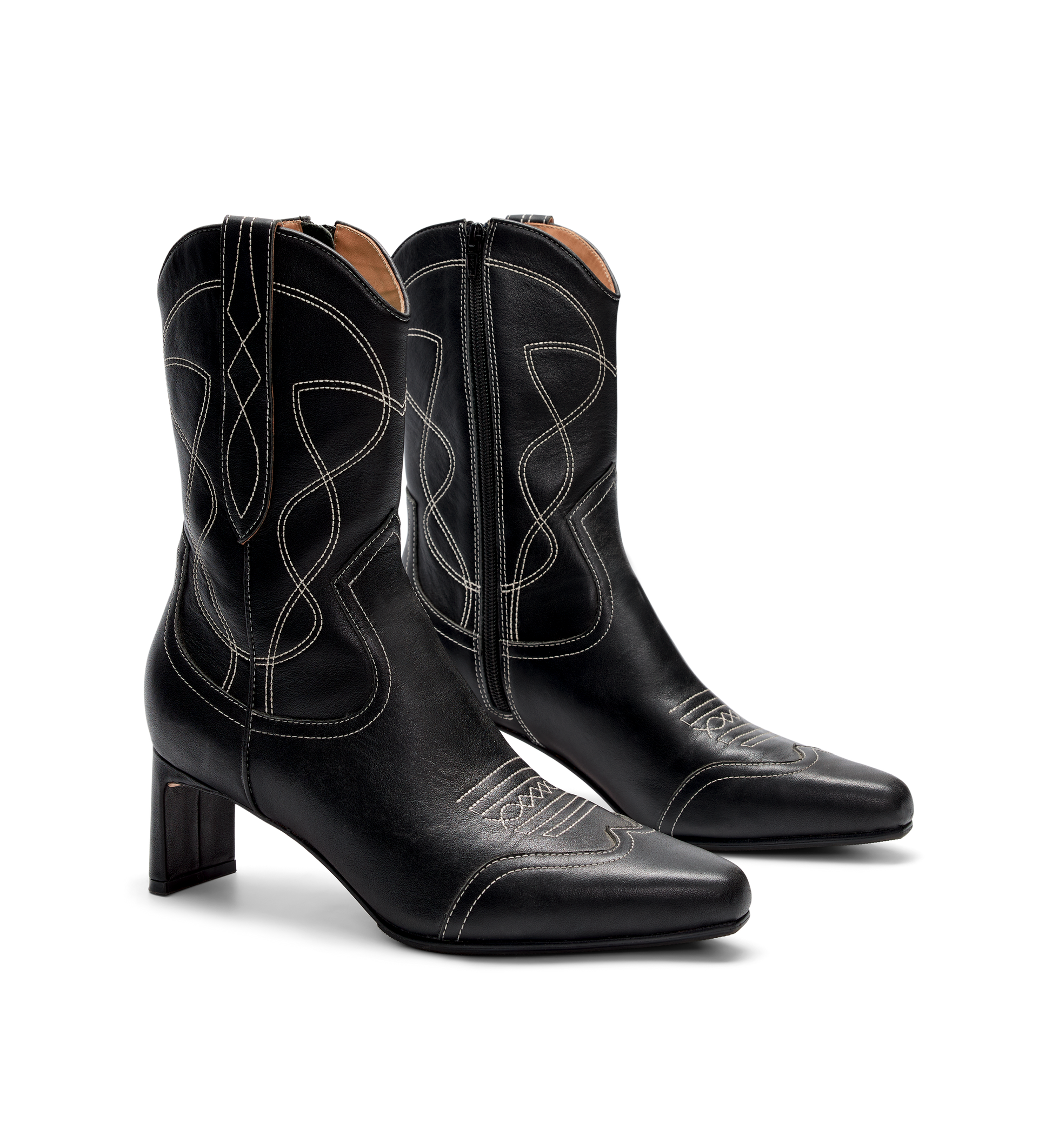 Black cowboy boots for women with white stitching