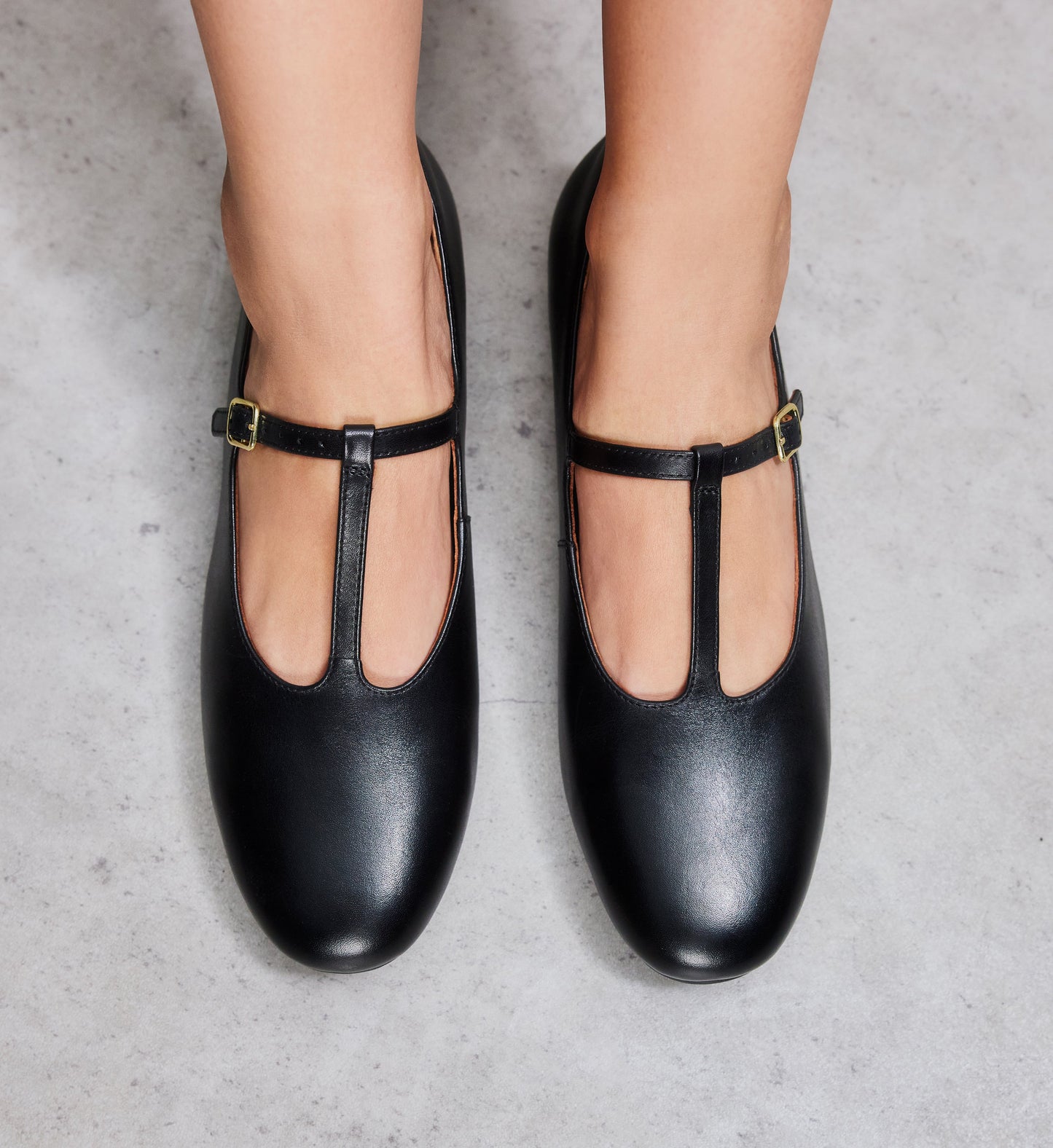 Woodhen Black Leather Ballet Flats