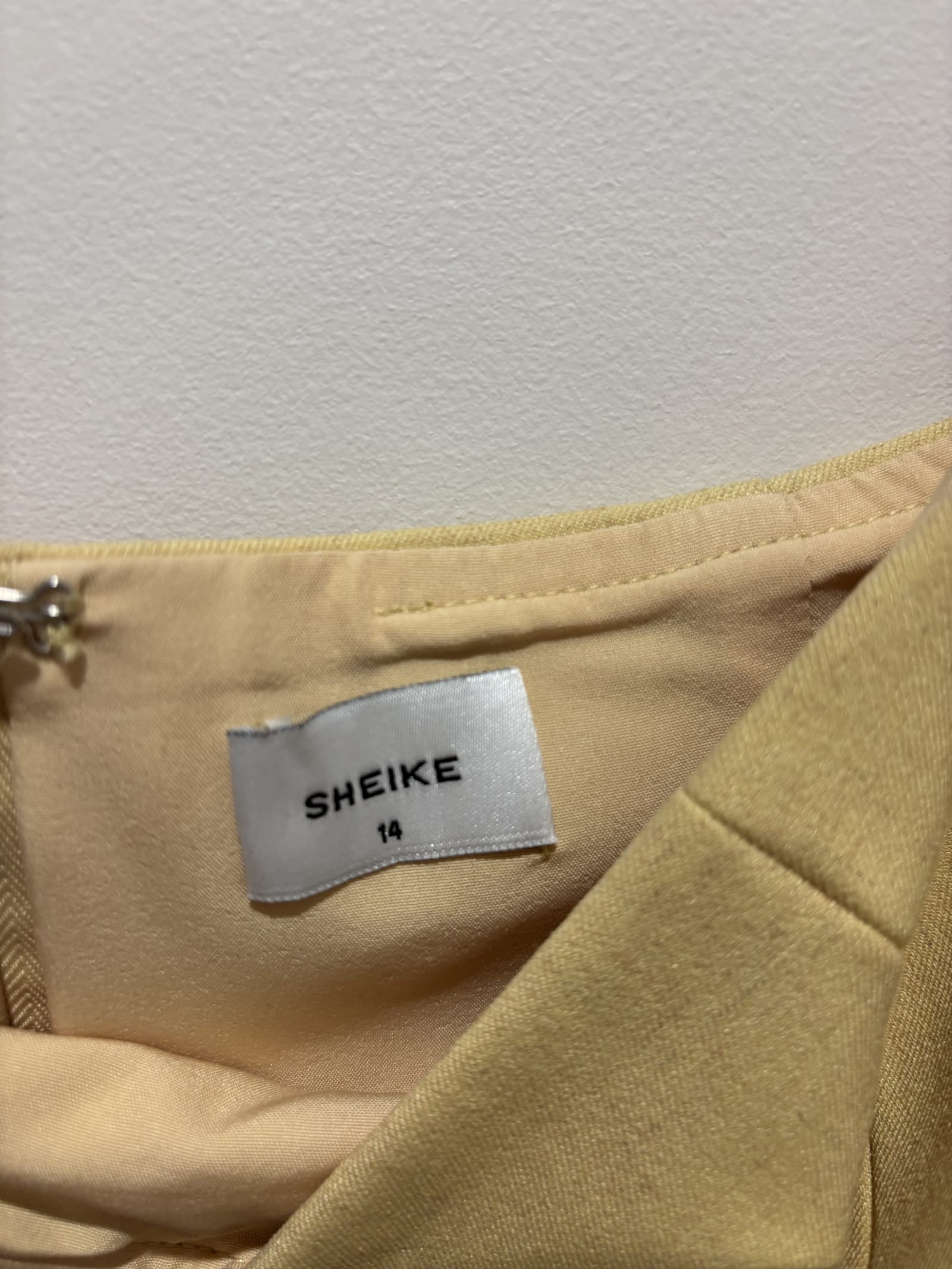 99856