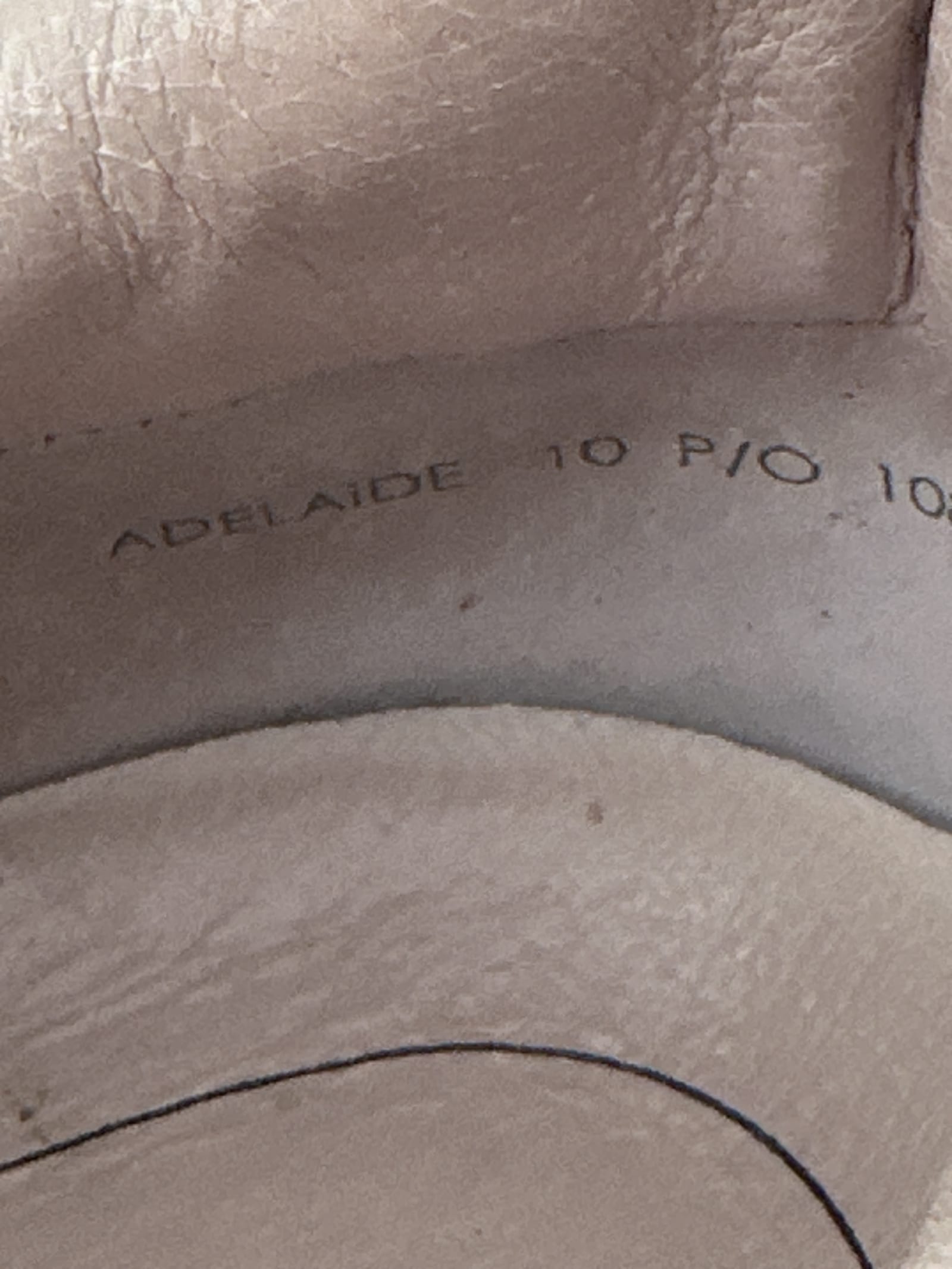 91693