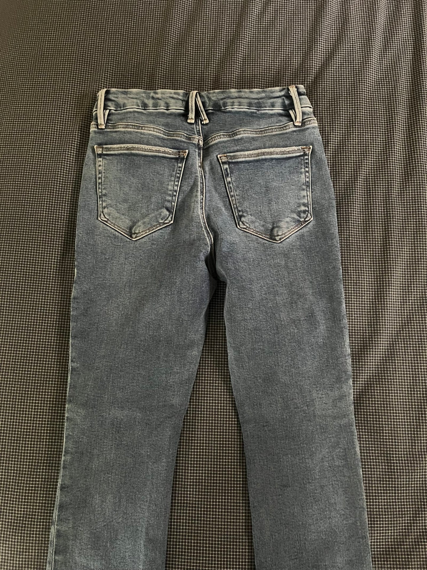 63693