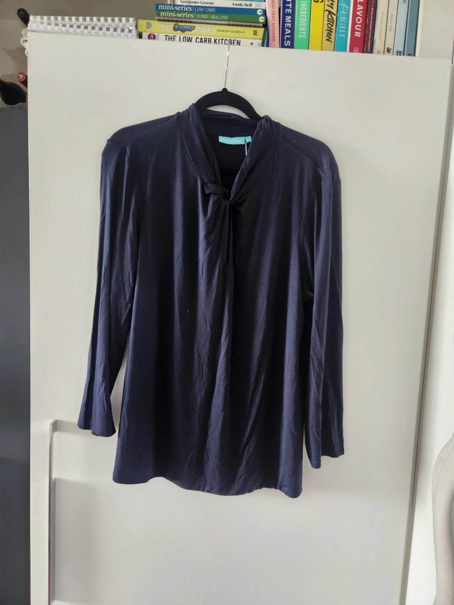 83125