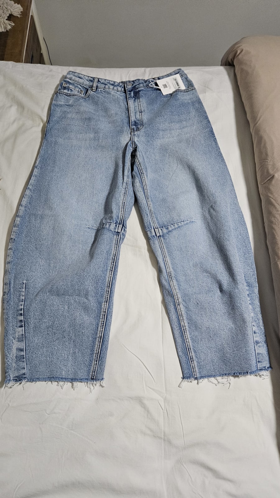 199616
