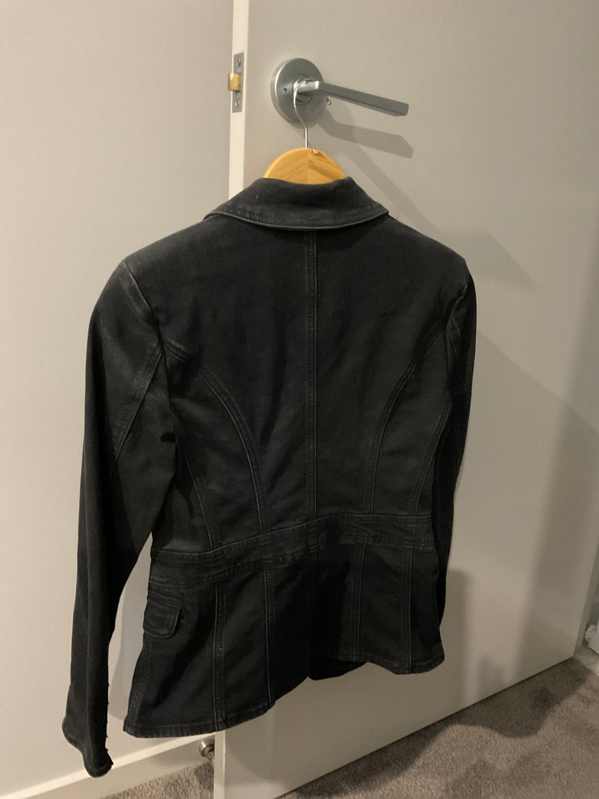 DECJUBA Ellen Denim Blazer Size 10 Used (Excellent condition