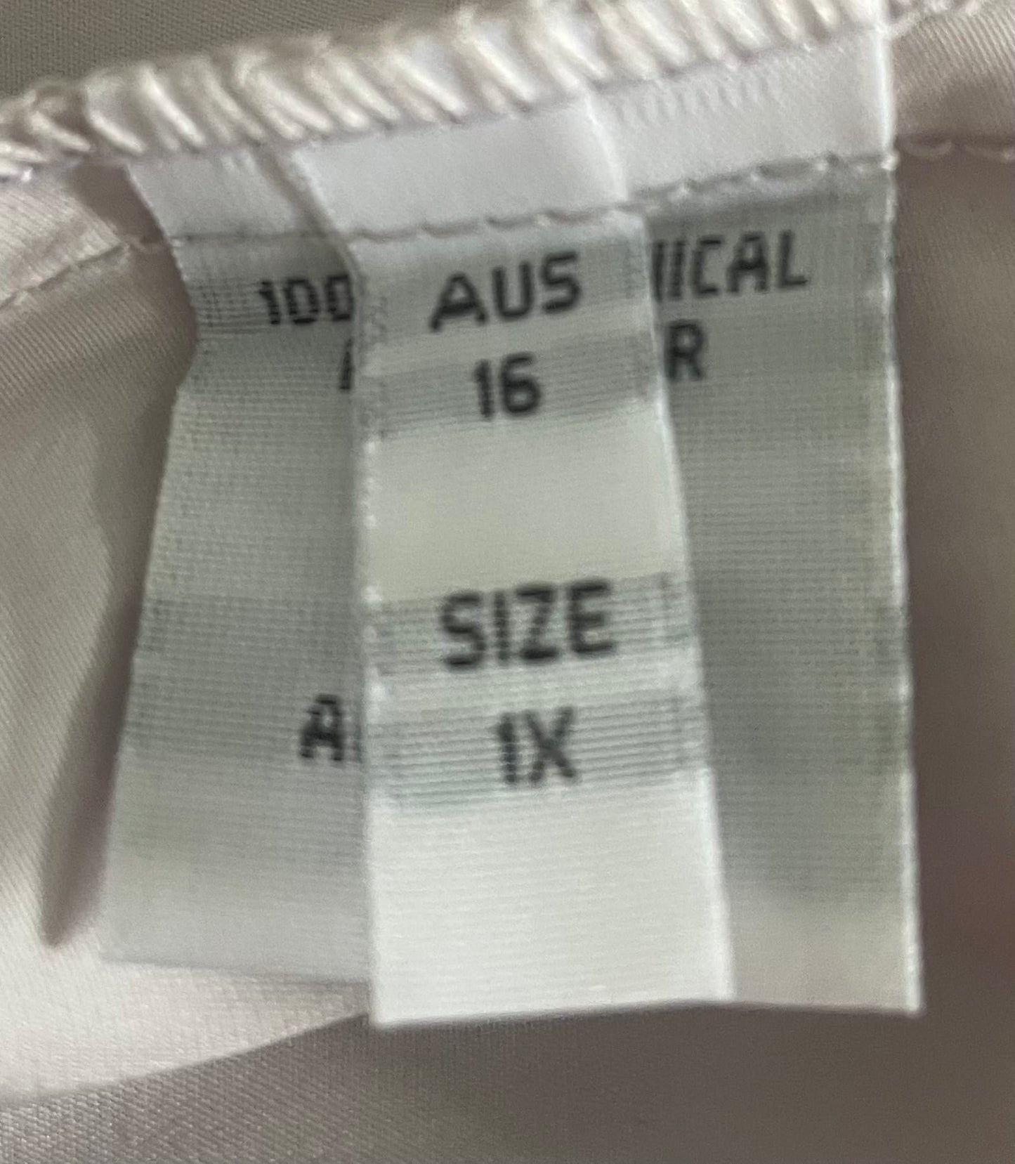 113739