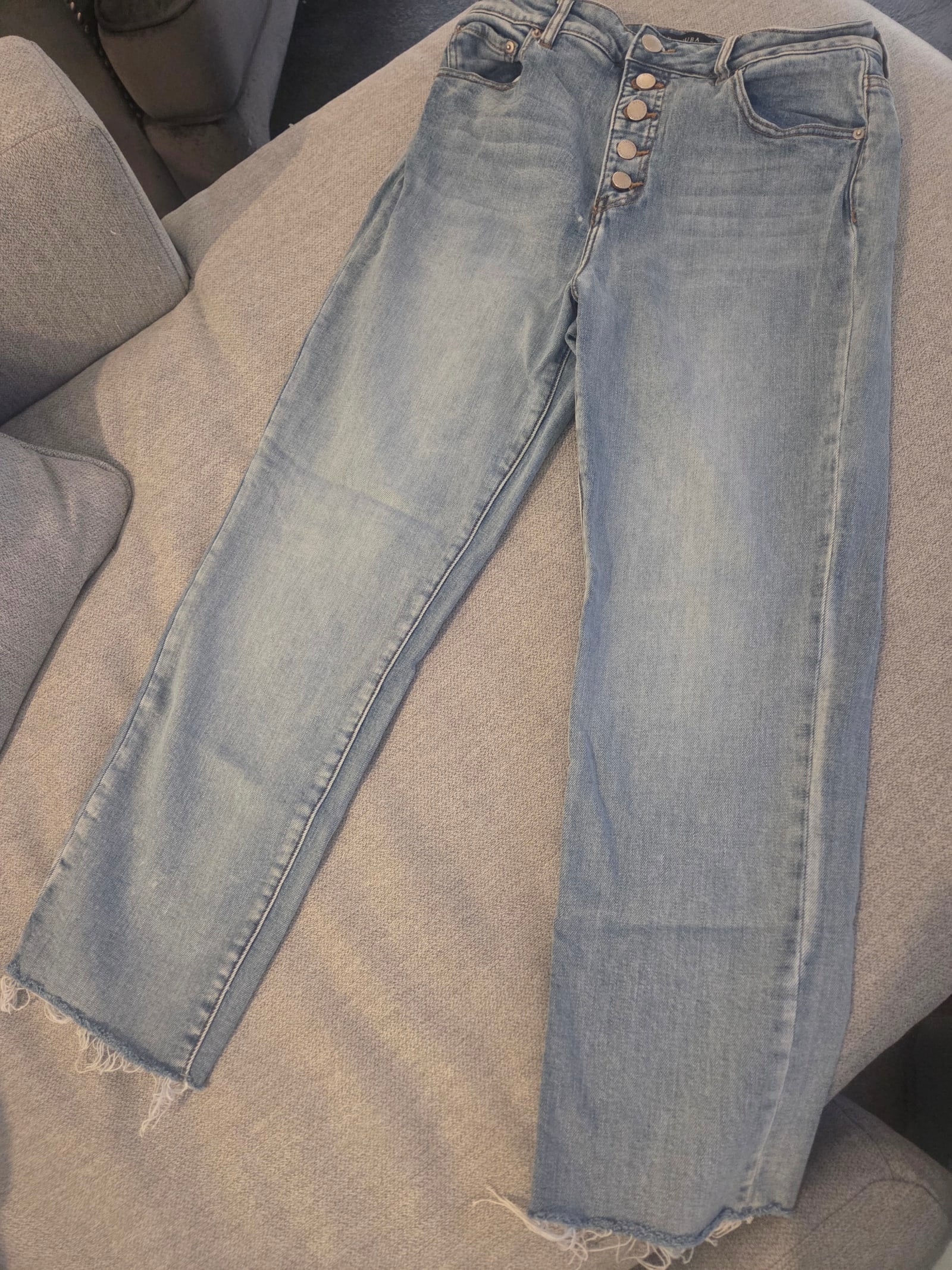 197978