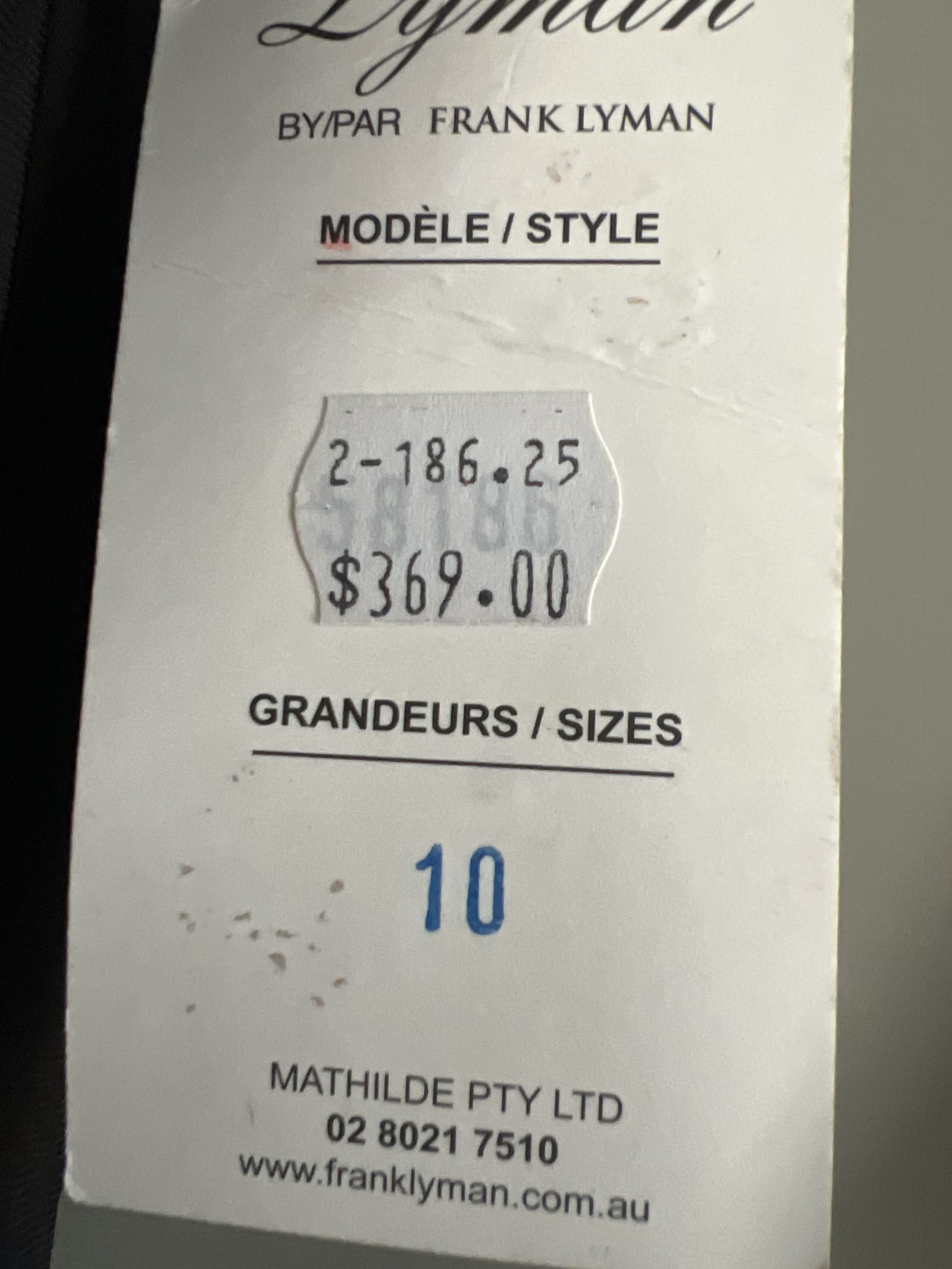 163901