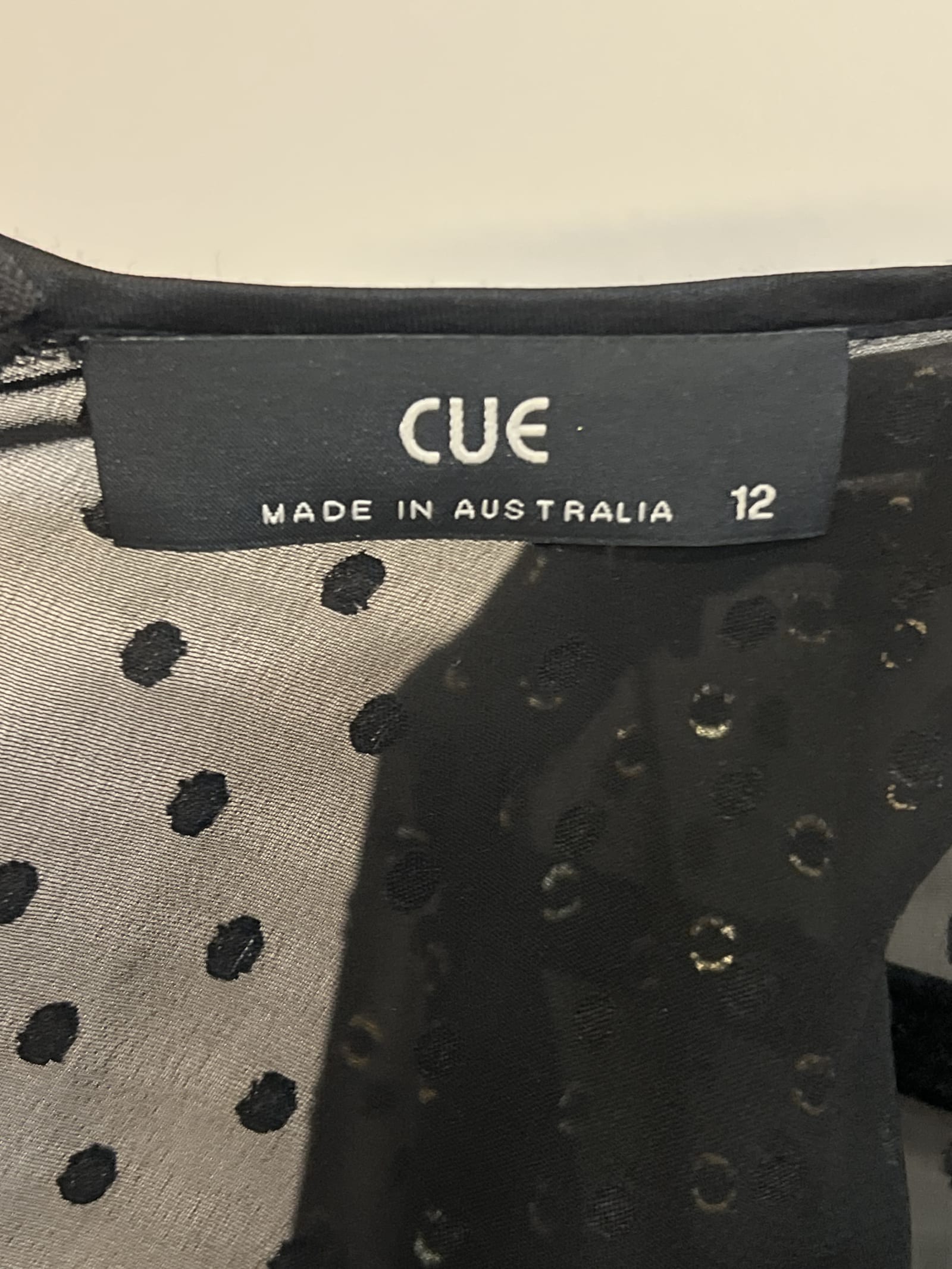 168856