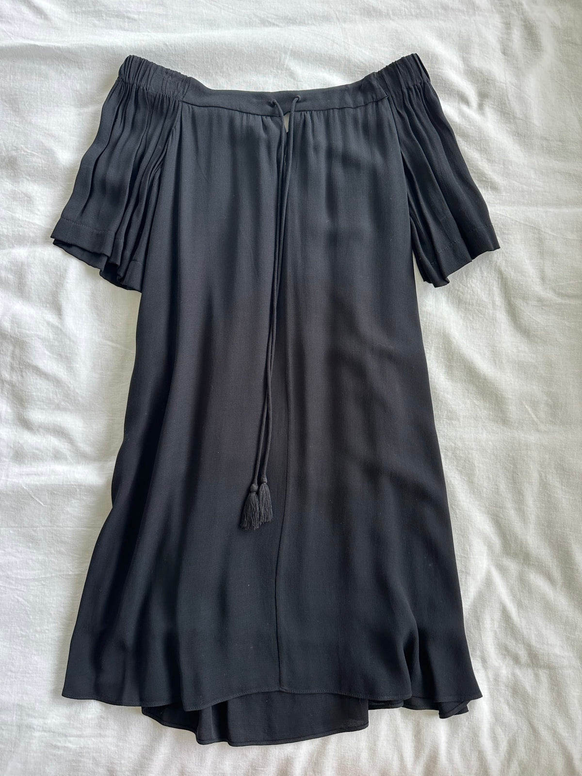 213891