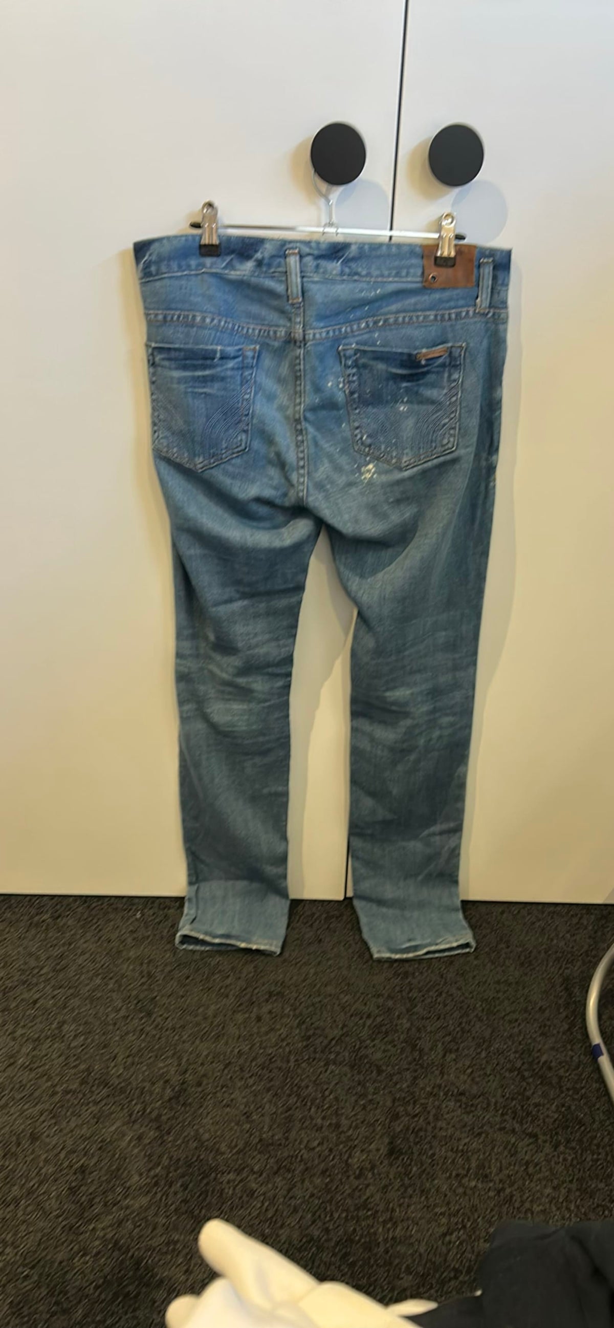 217508