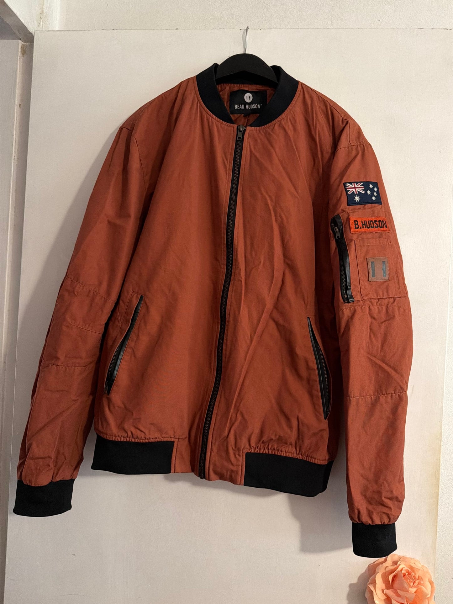 198389