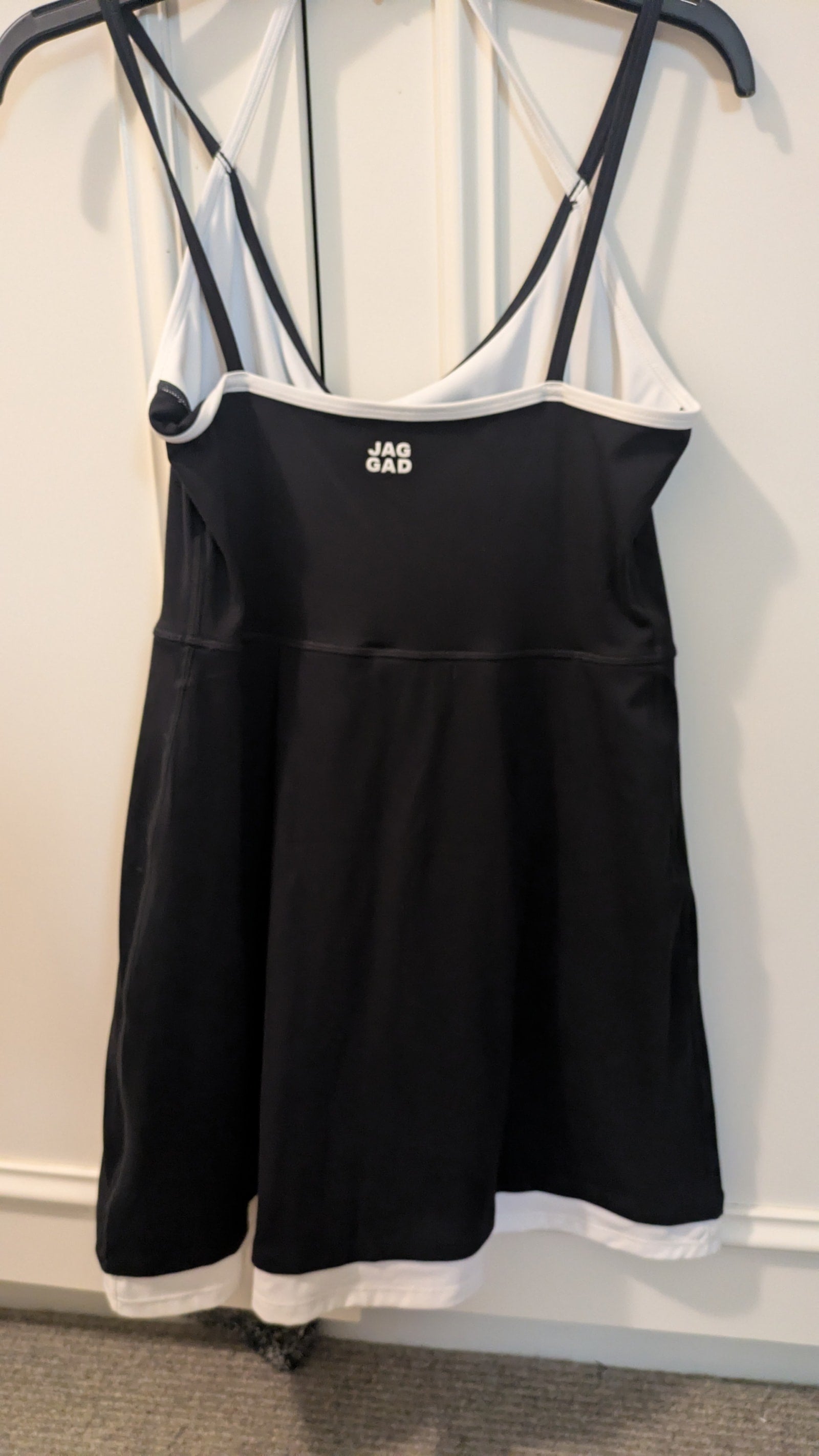 93693