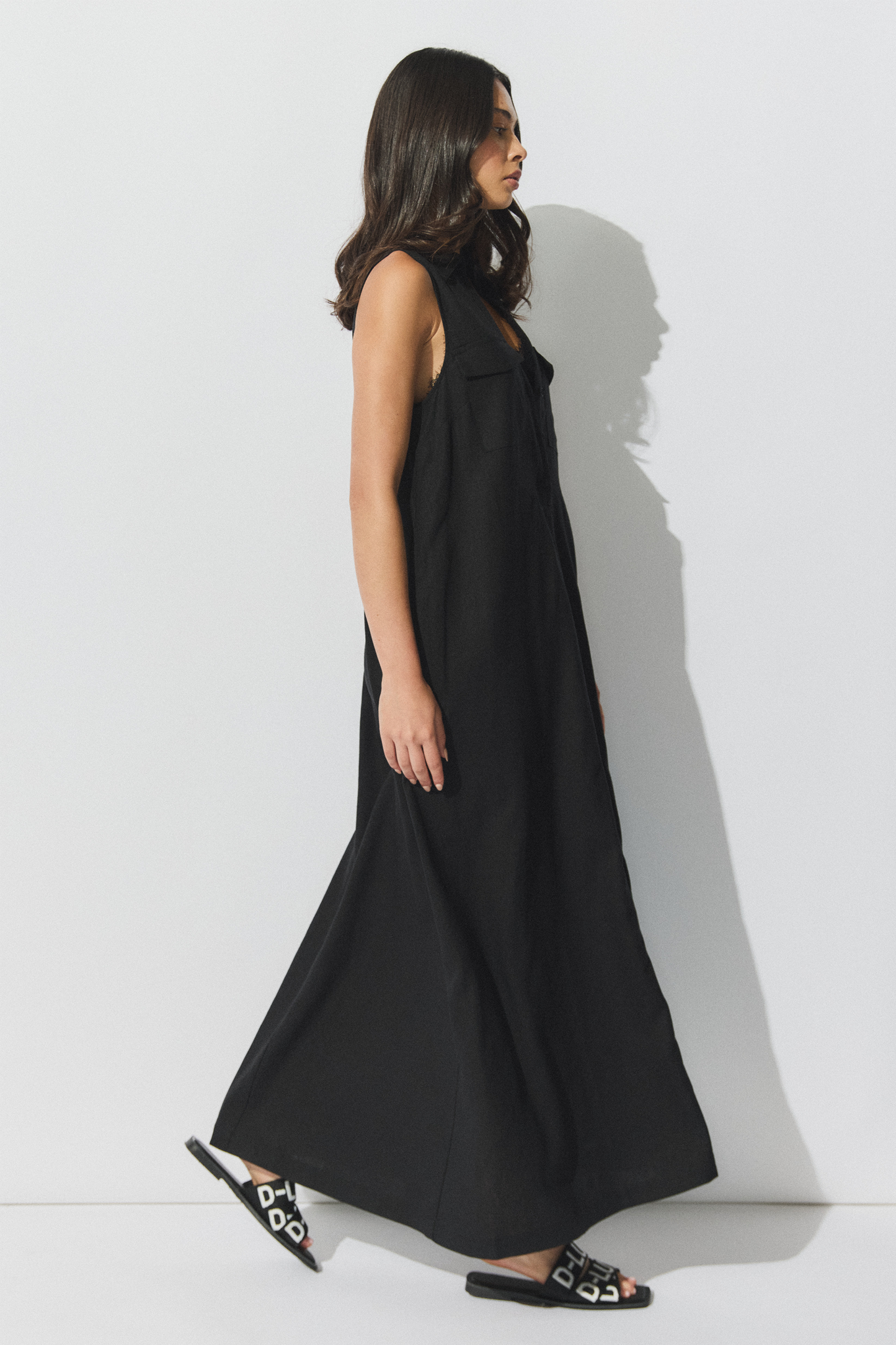 D-Luxe Linen Blend Maxi Dress