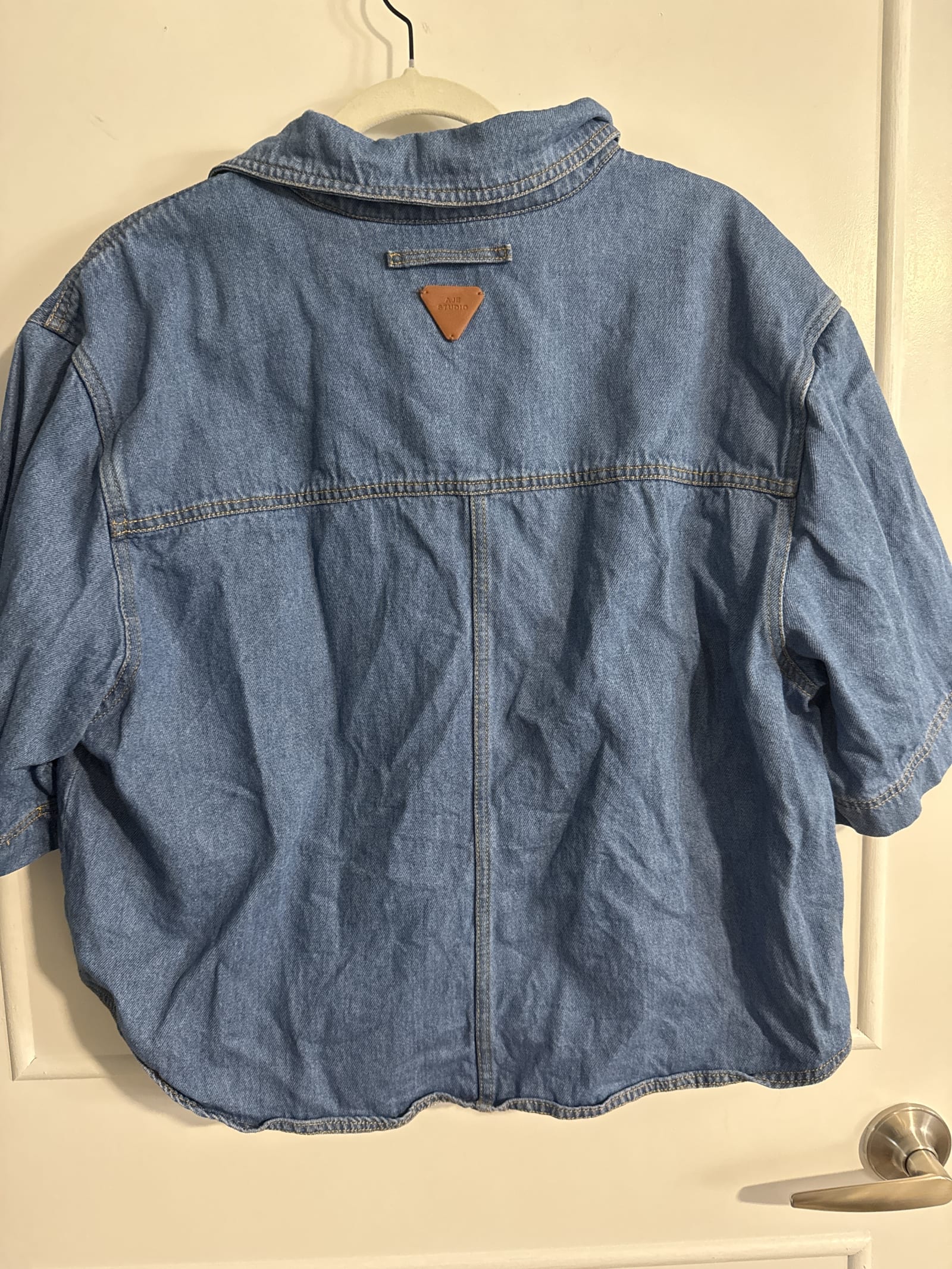 198260