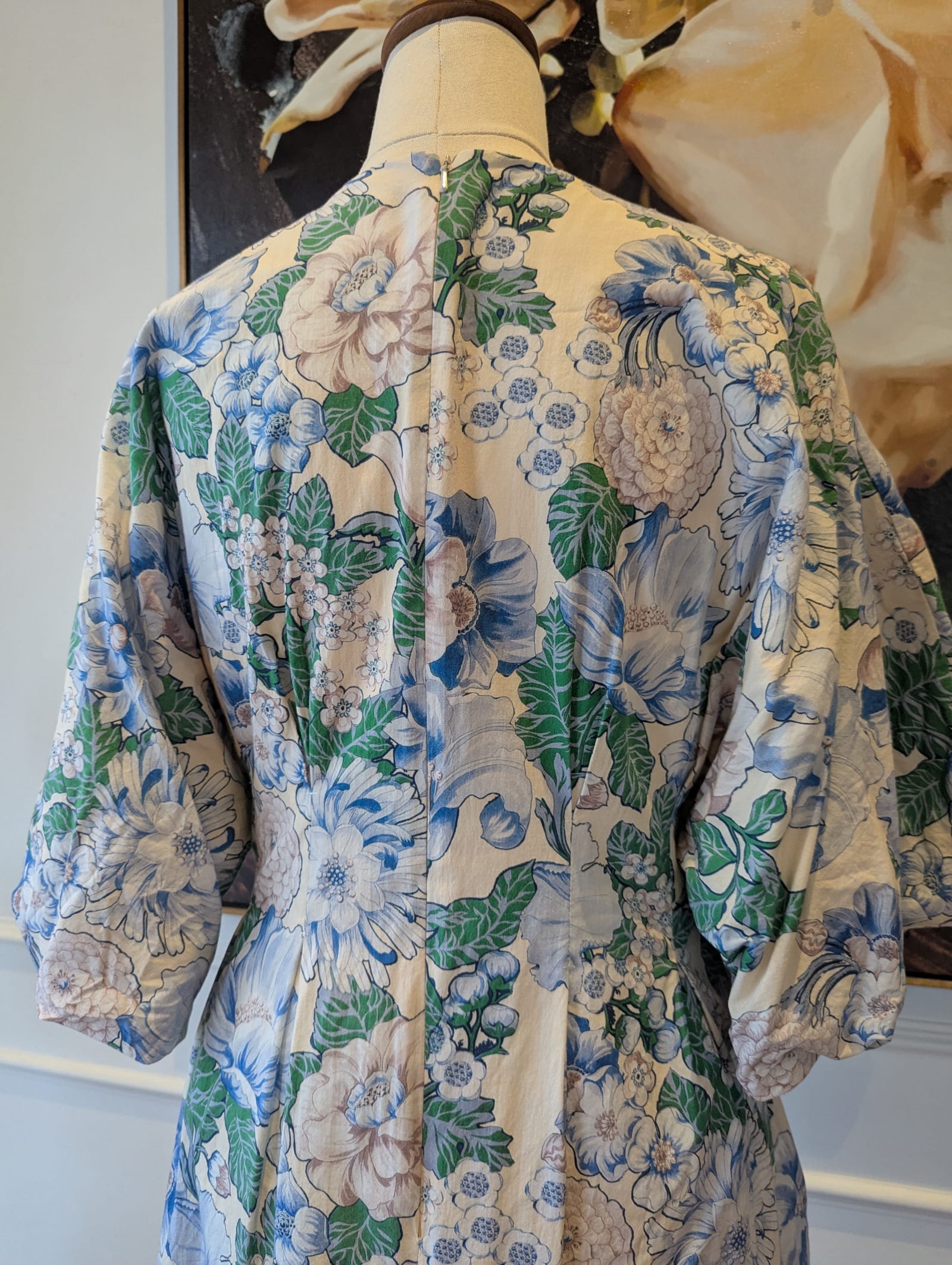 137249