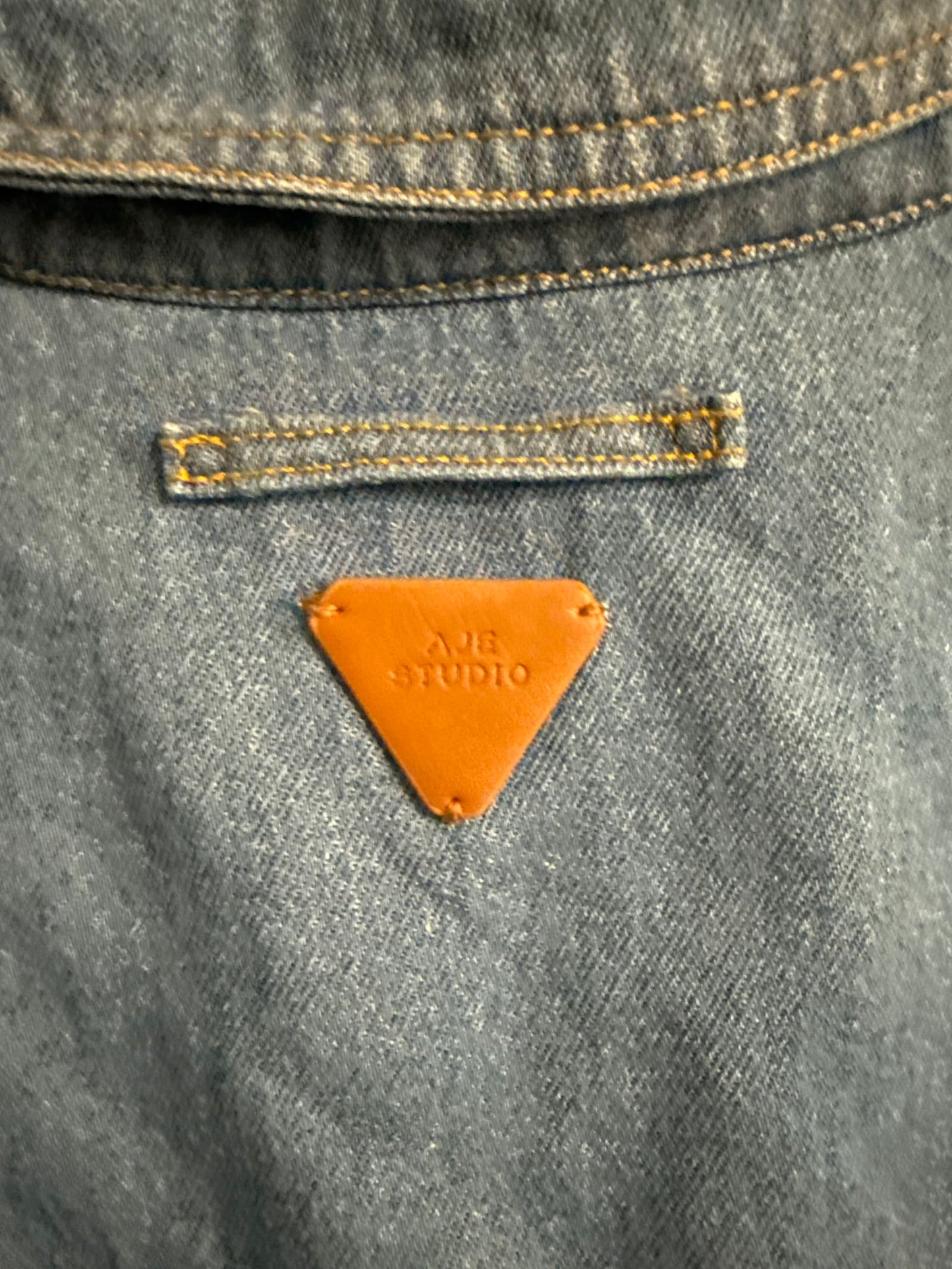 198257