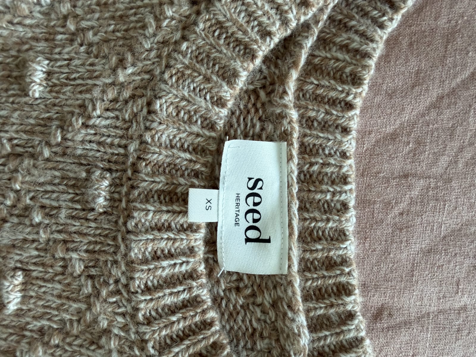 148520