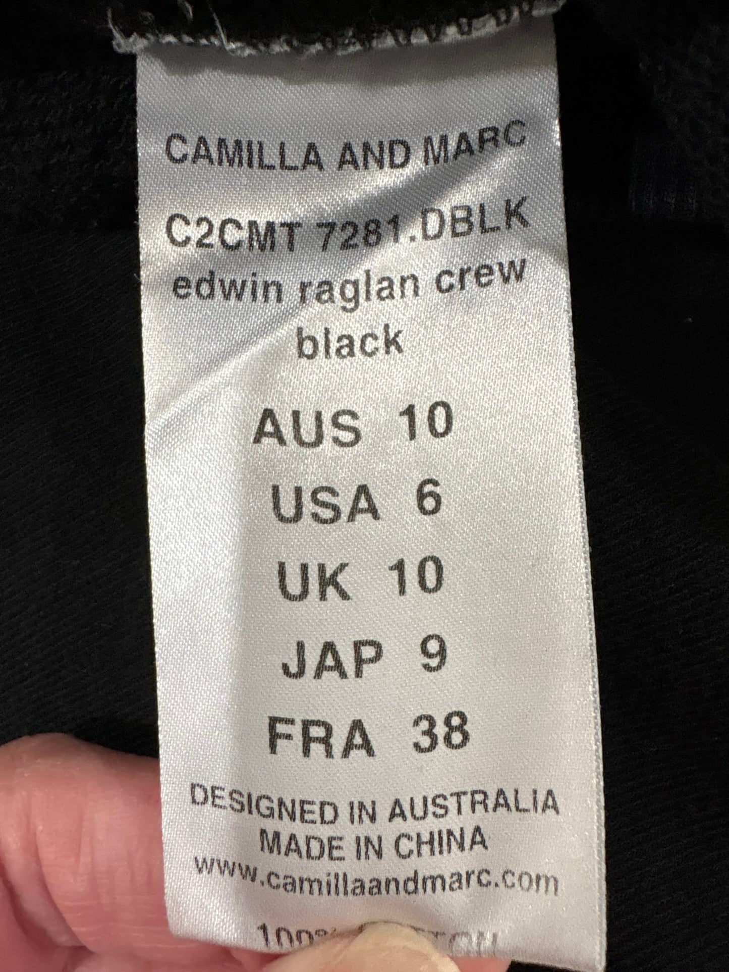 184700