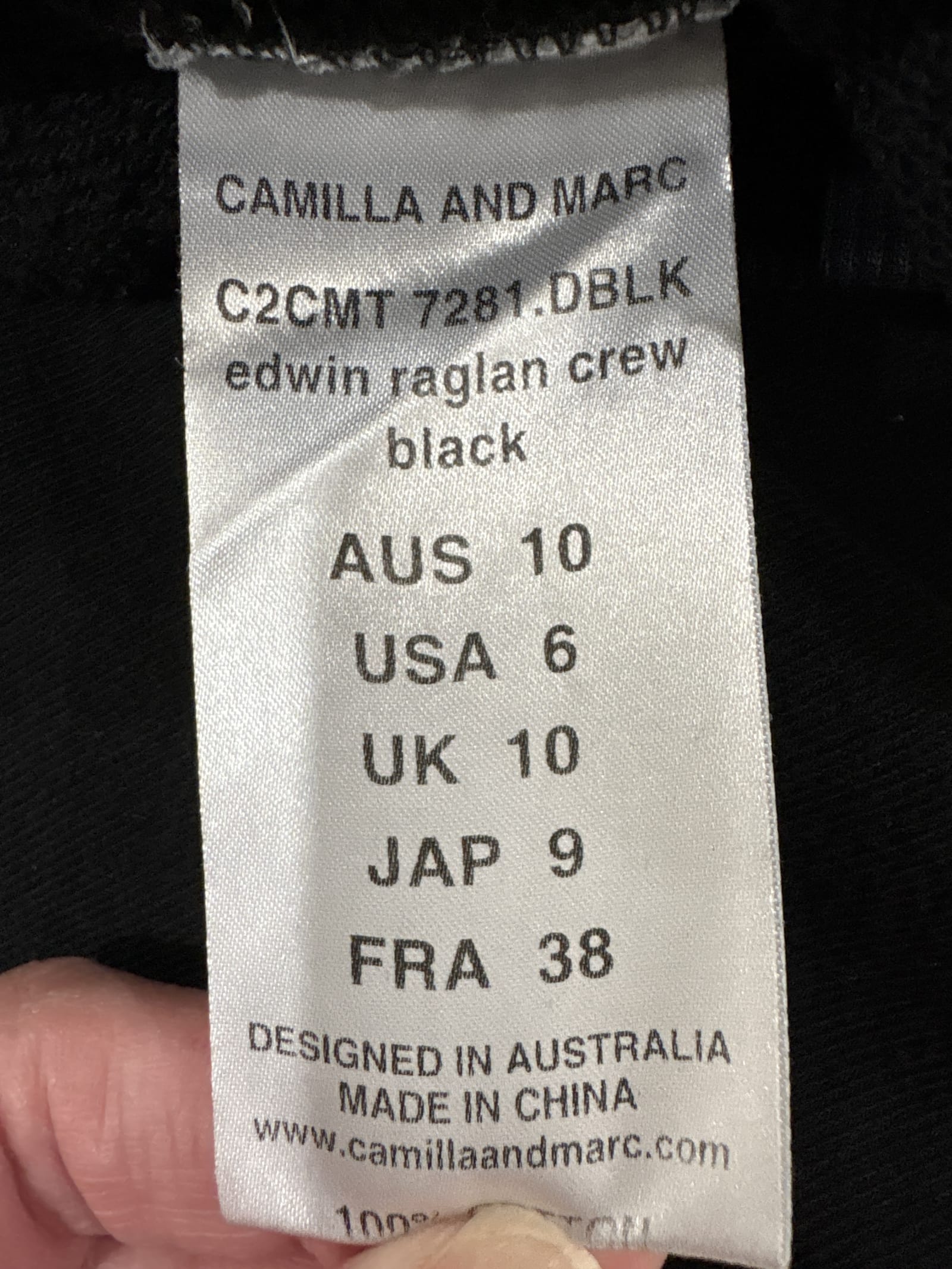 184700