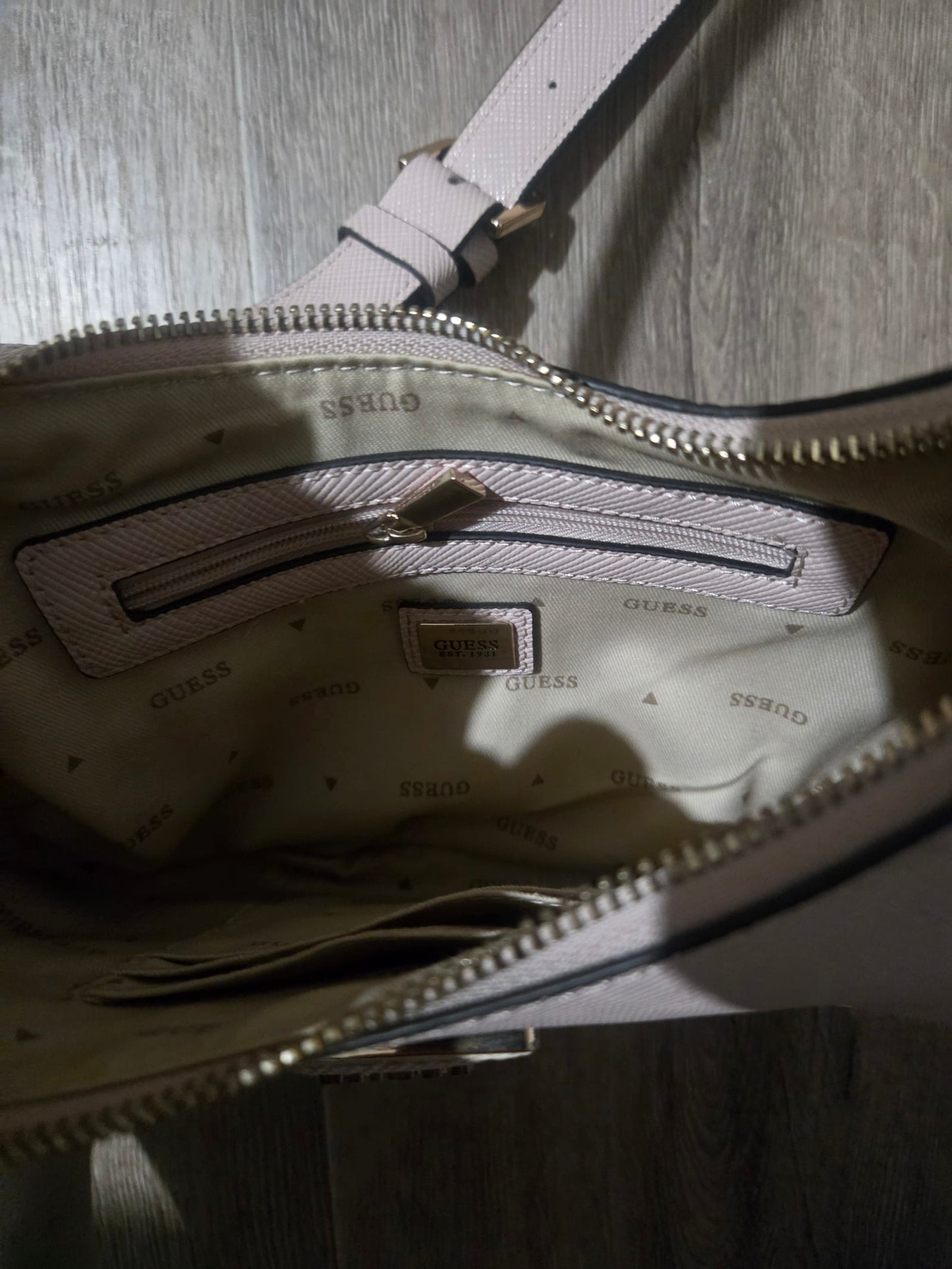 175574