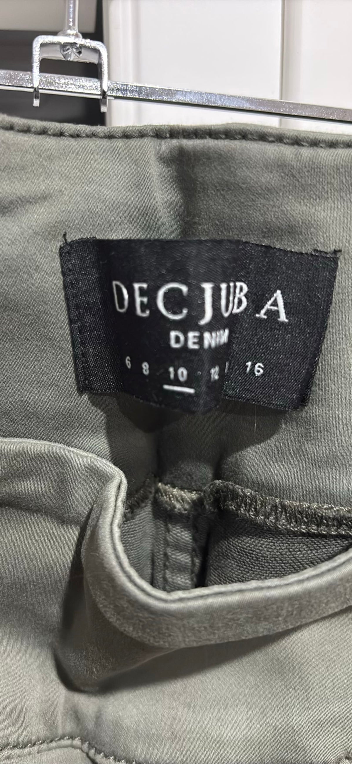 215925