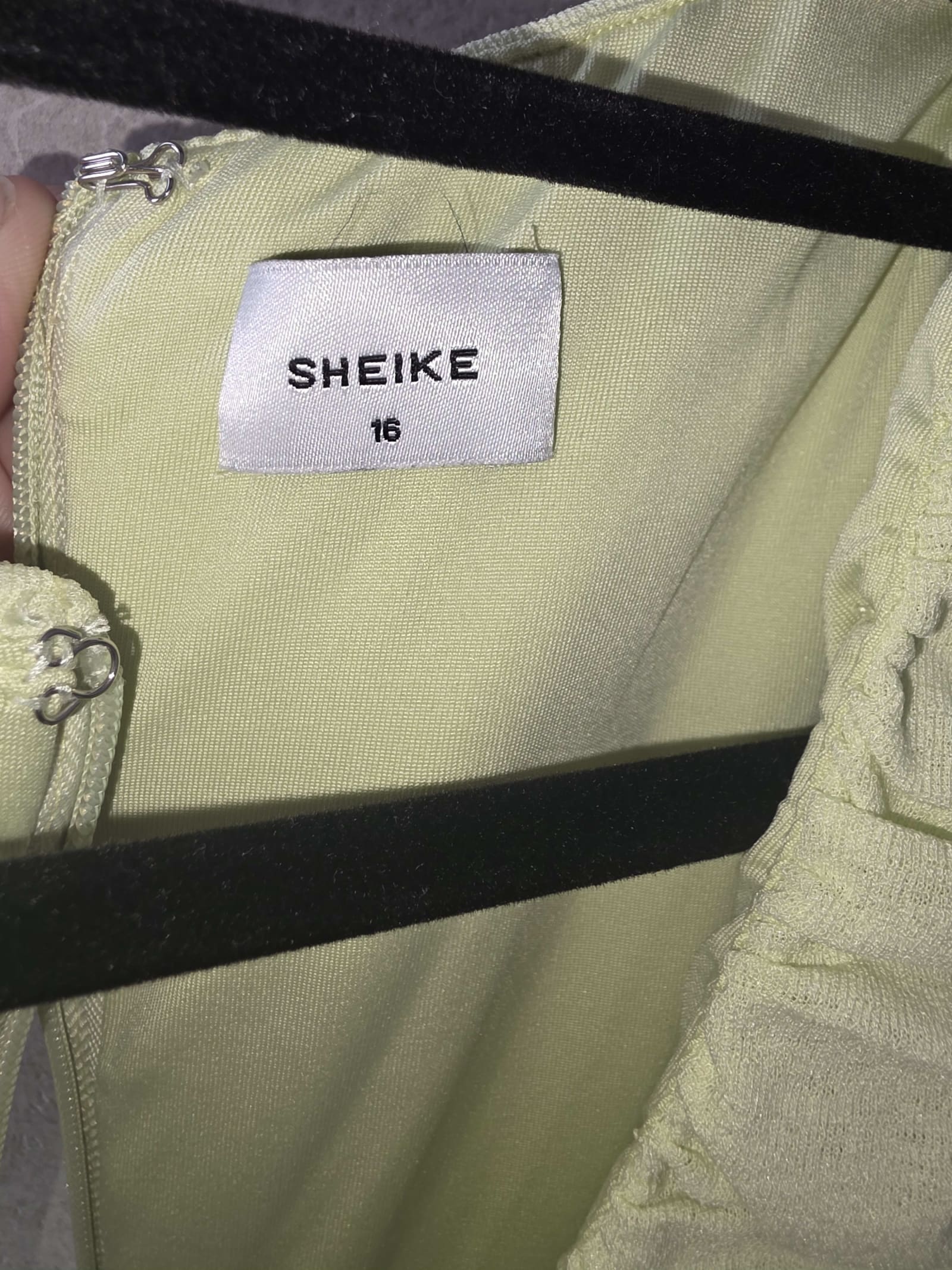 163848