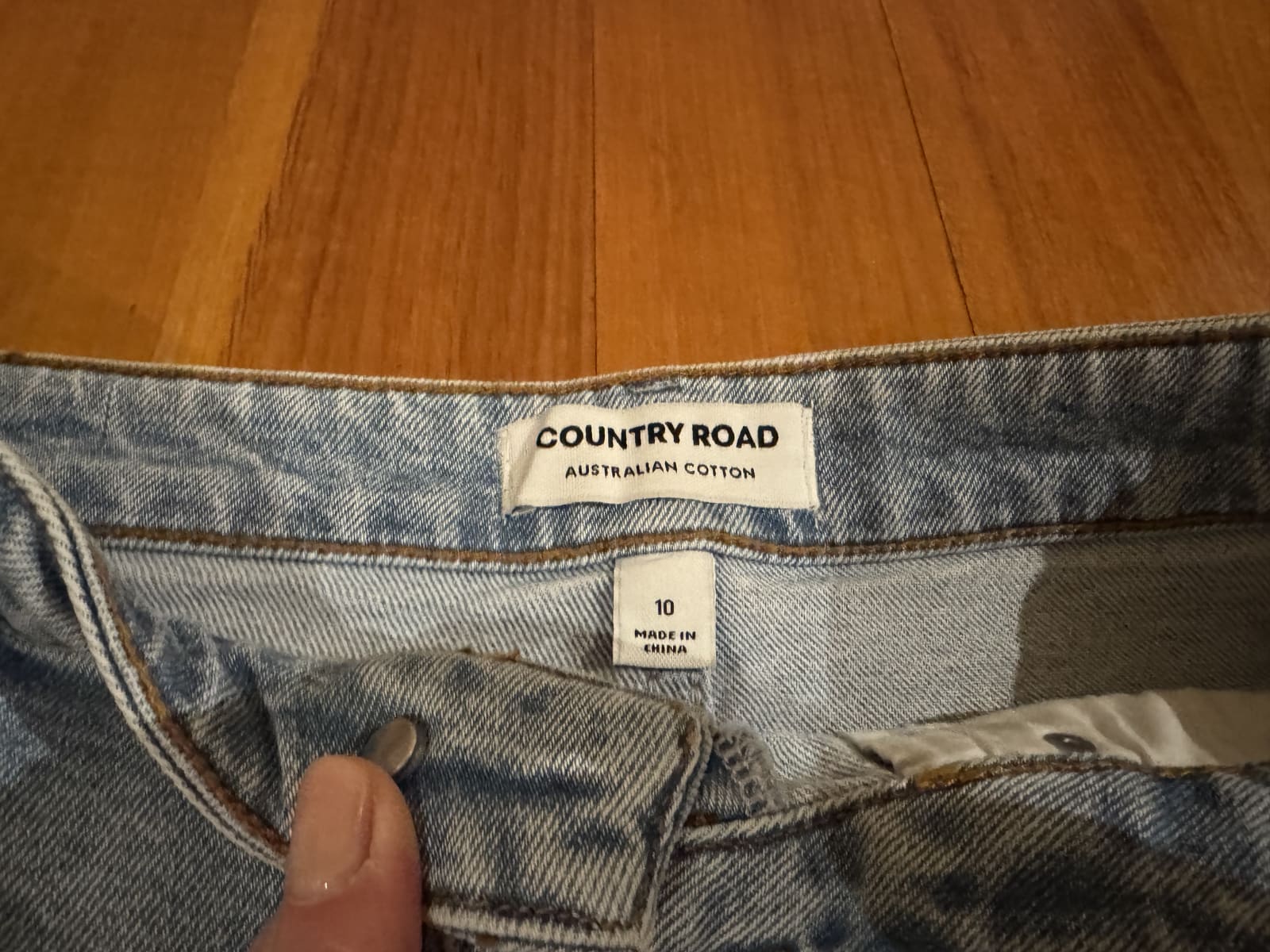64183
