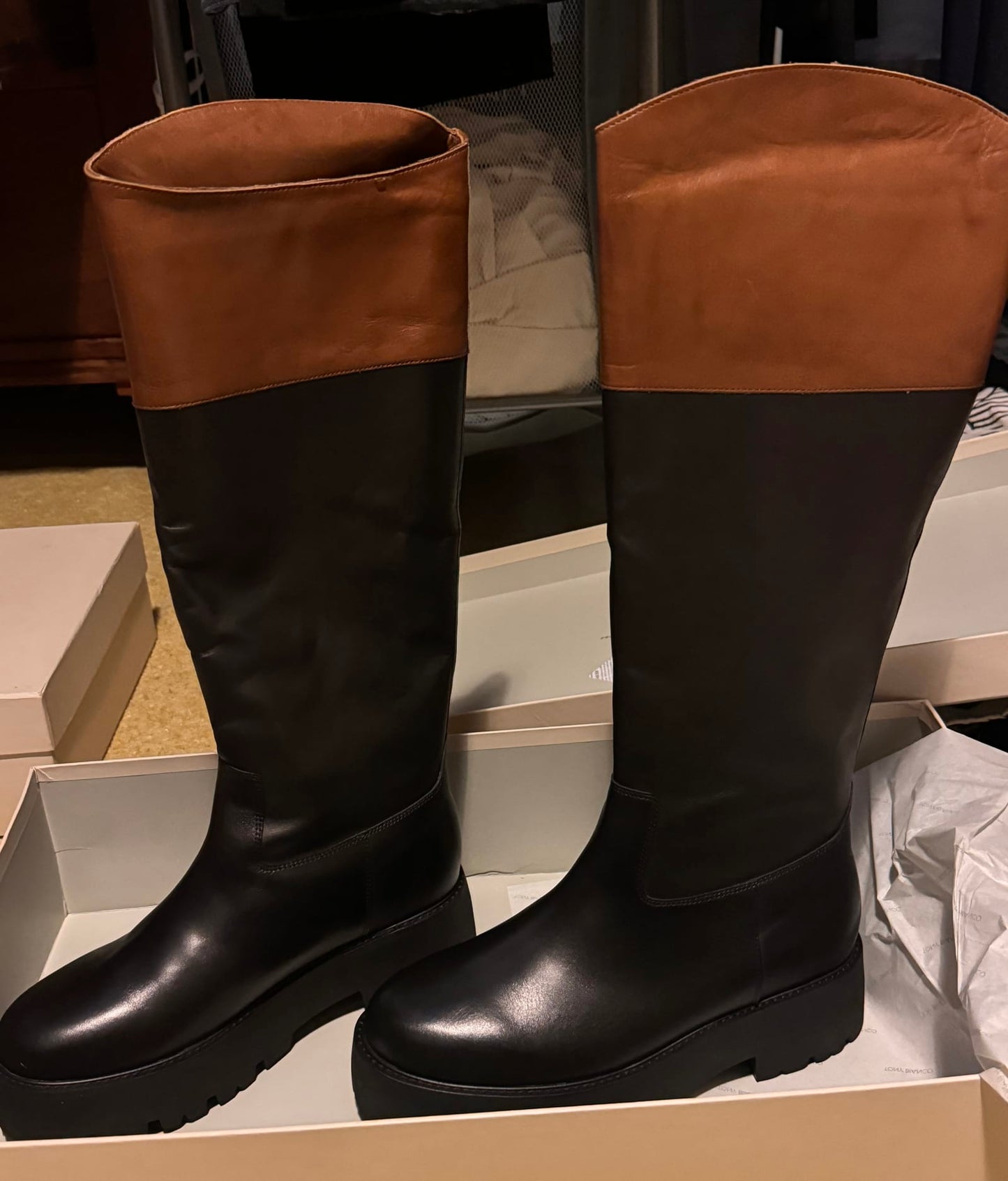 63434