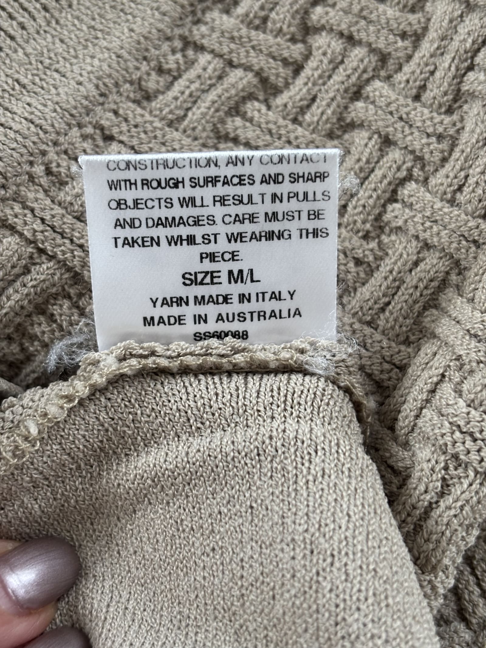 107687