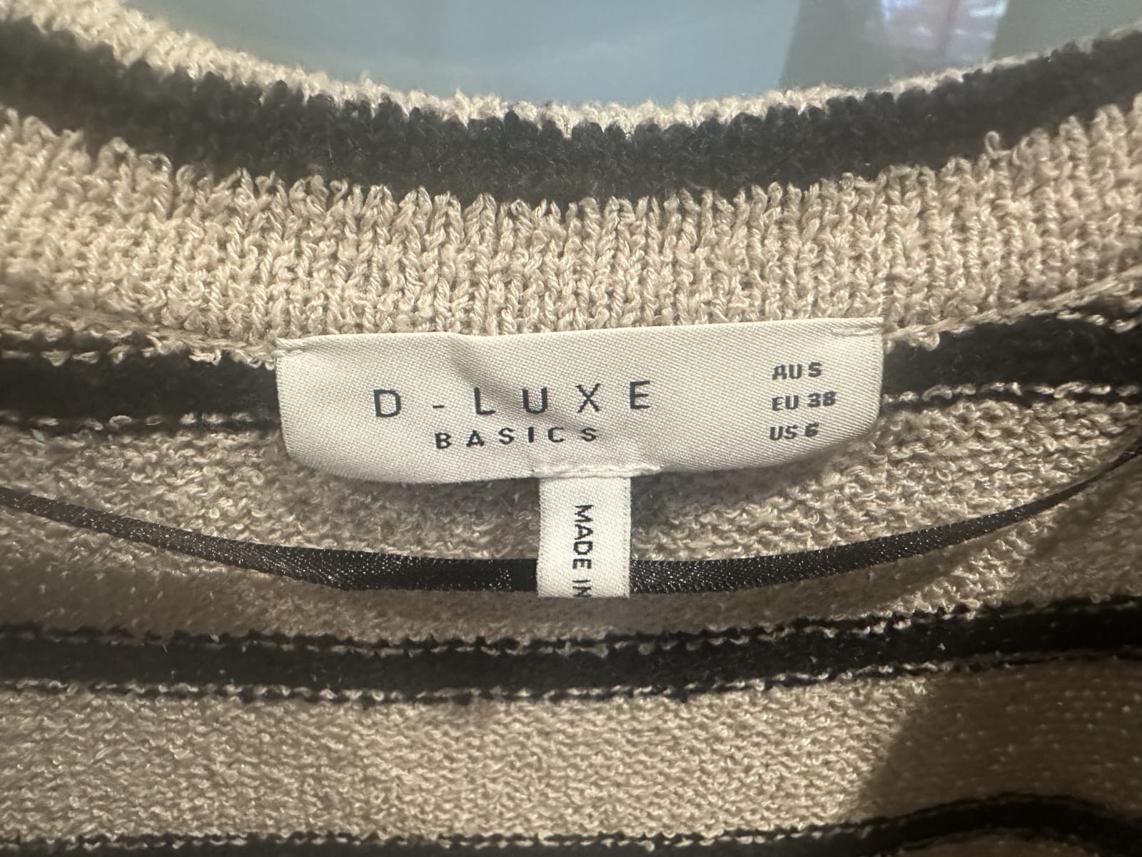 110698