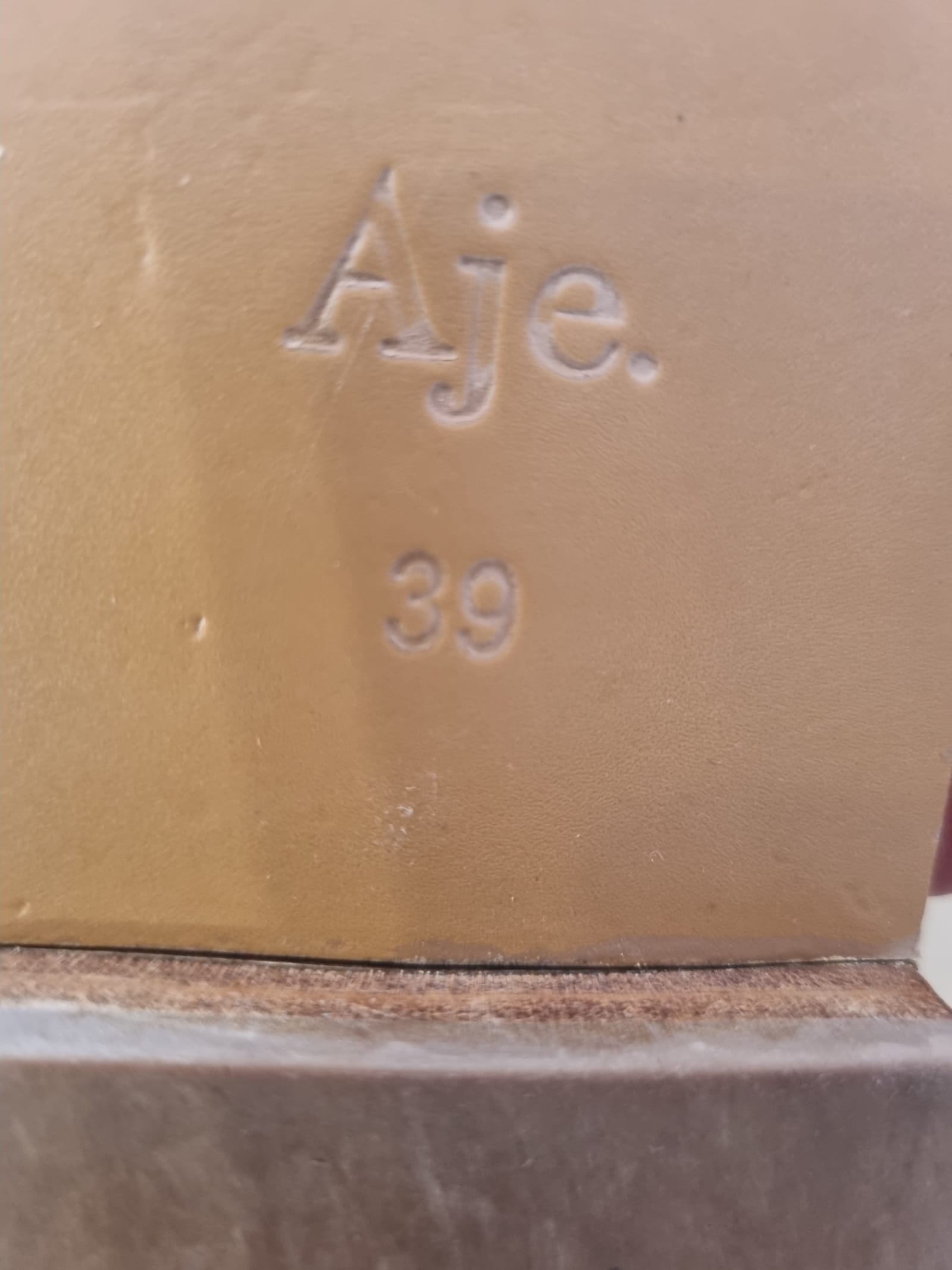 102428