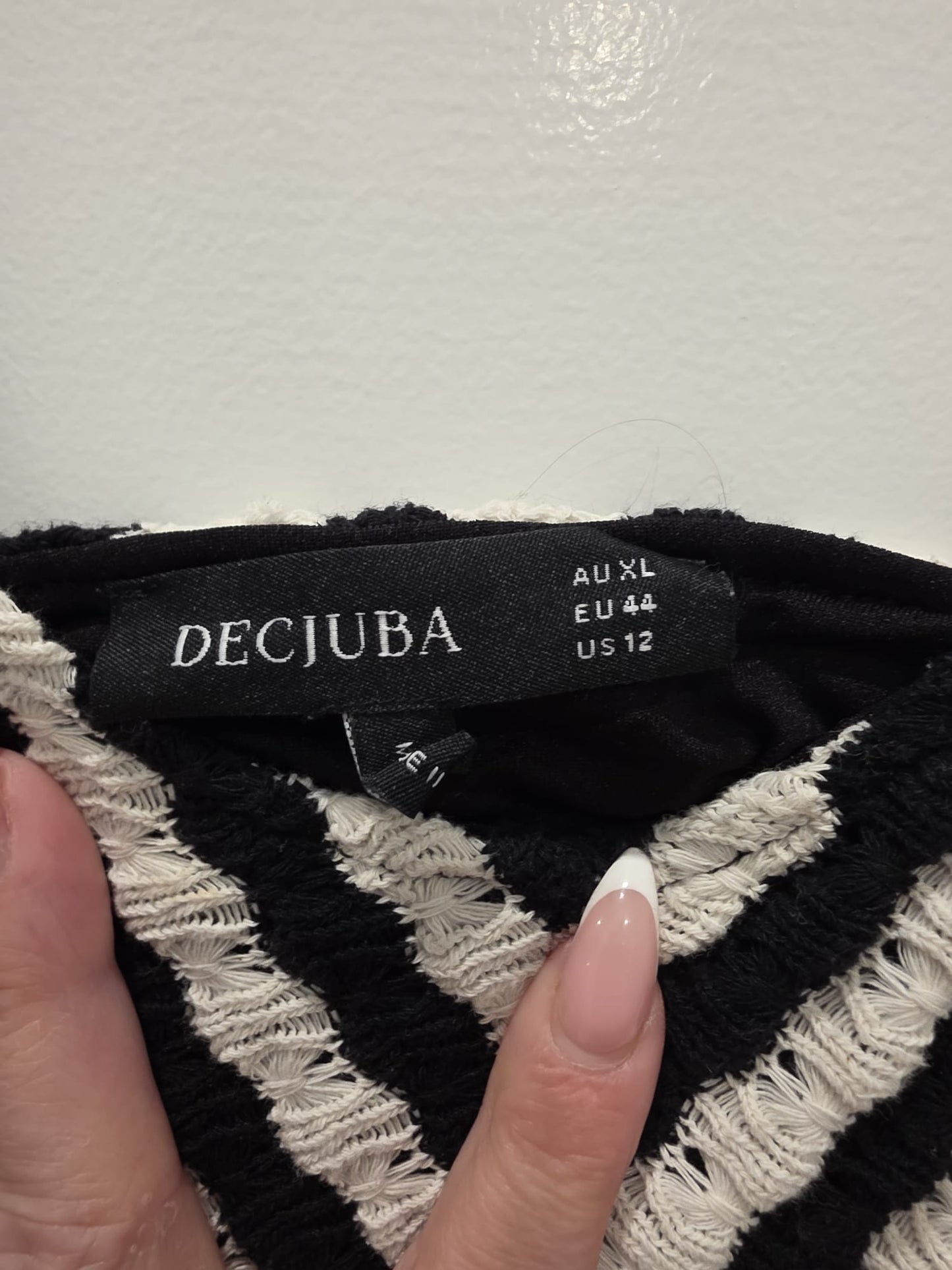 69707