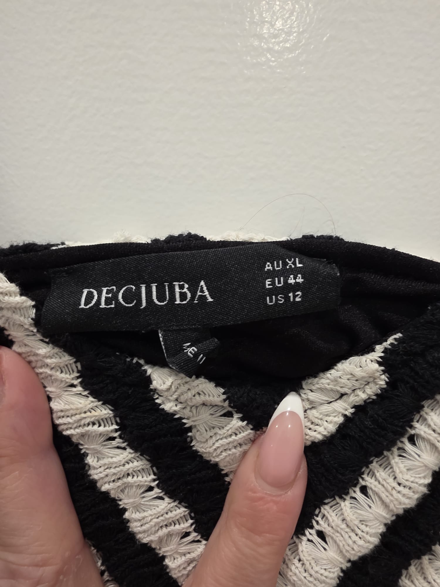 69707