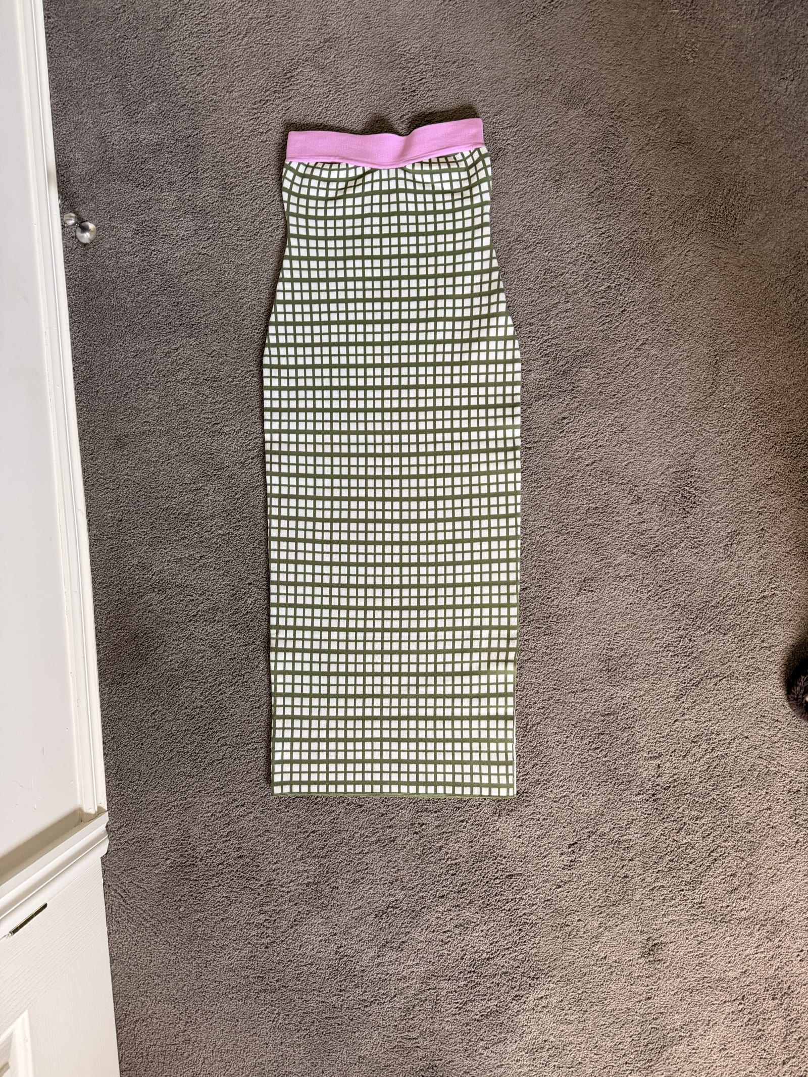 129027