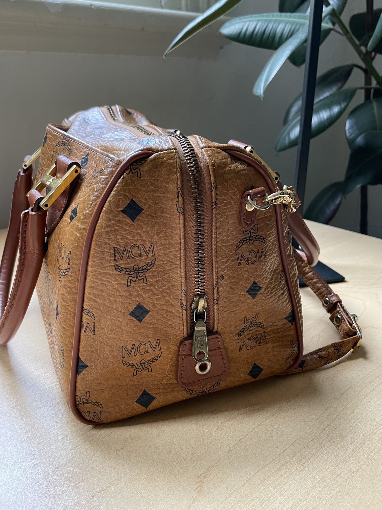 86819